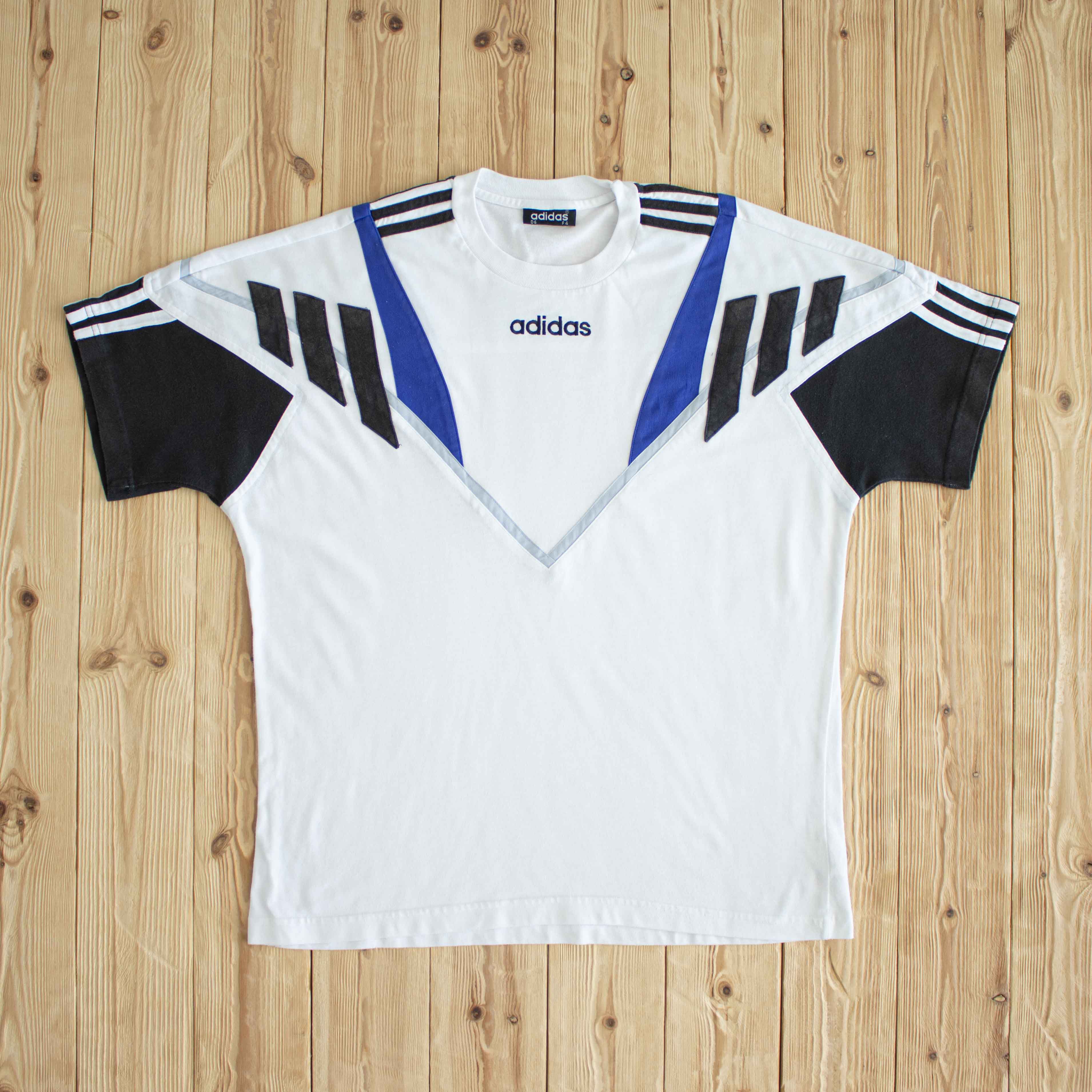 (L) Adidas Vintage Embroidered T-Shirt White