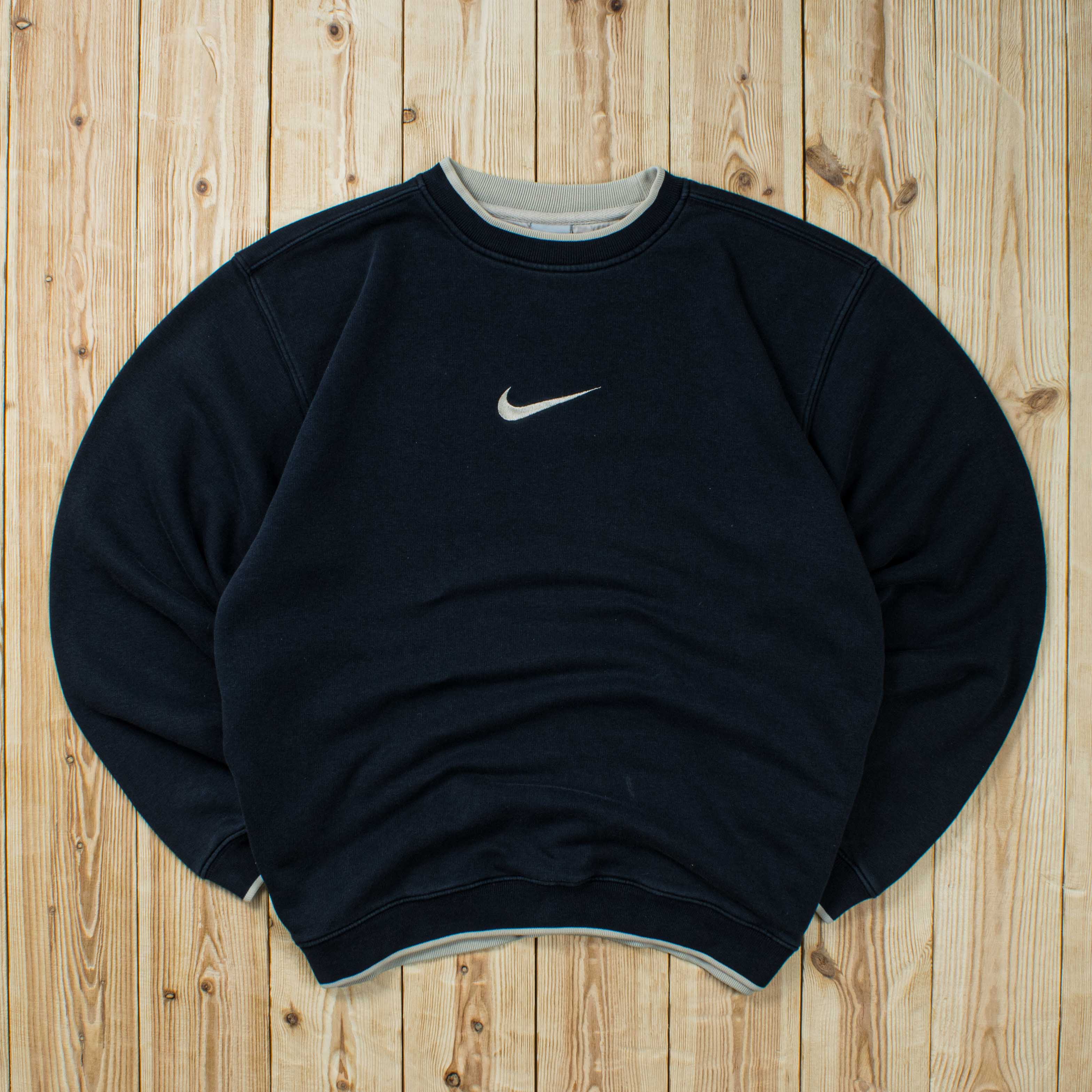 (L) Vintage Nike Center Swoosh Embroidered Sweatshirt