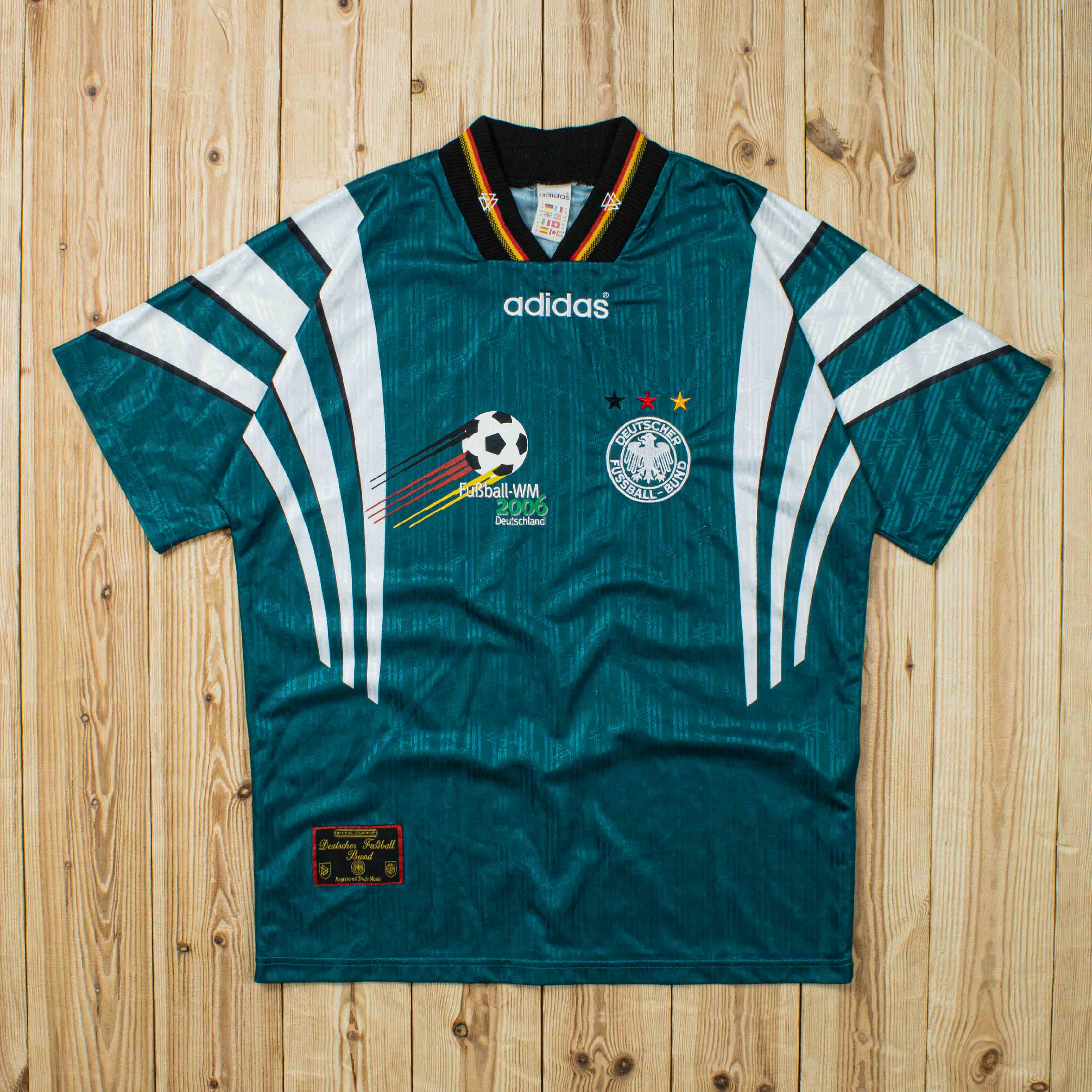(M) 1996 Adidas Deutschland Fusball Embroidered T-Shirt