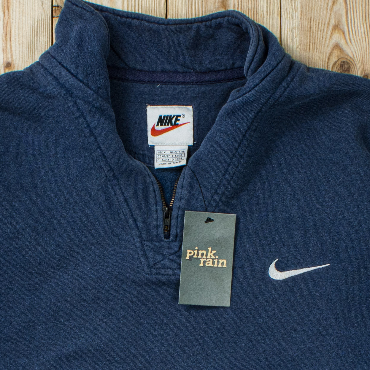 (L) Vintage Nike Essential Embroidered Quarter-Zip Sweatshirt