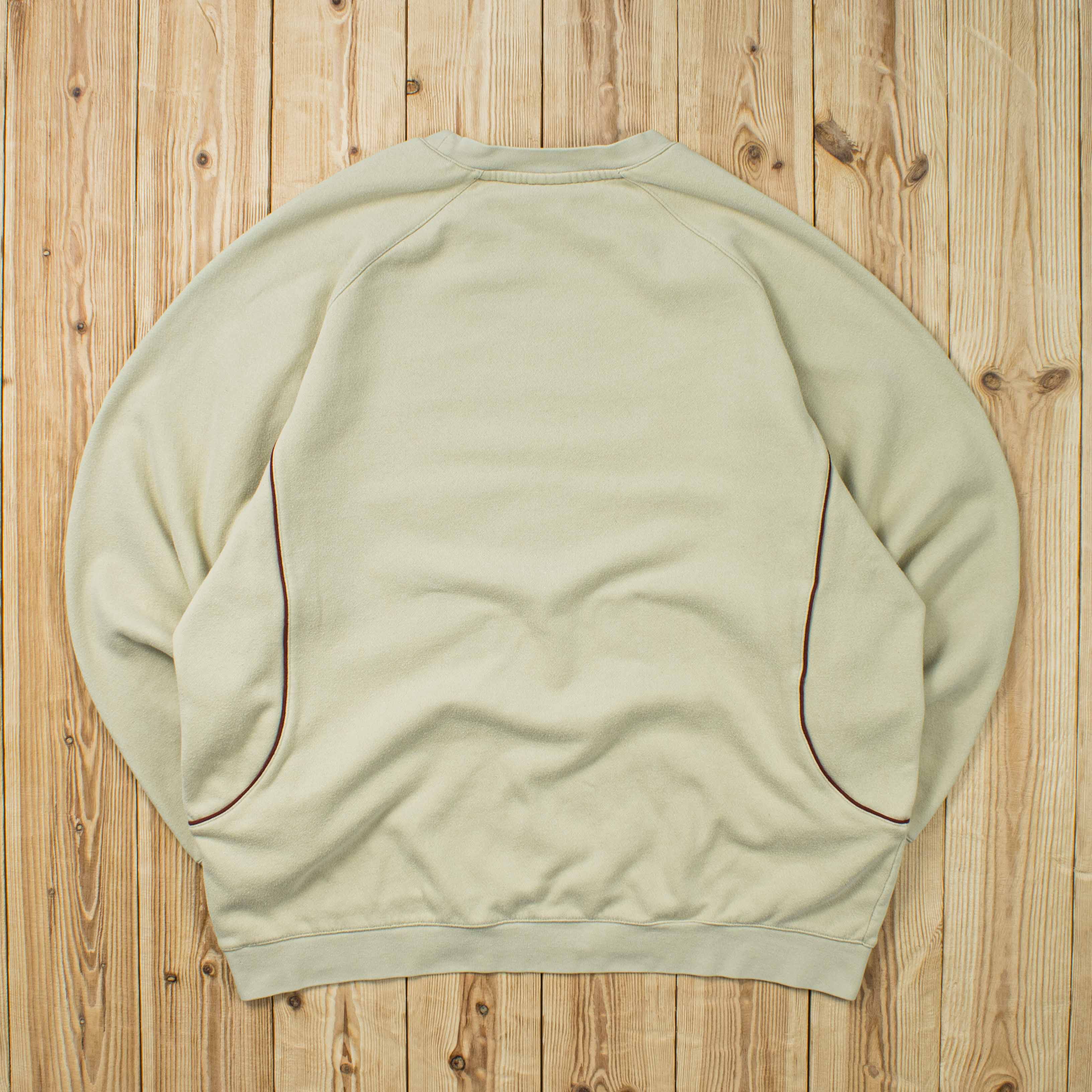 (L) Vintage Nike Embroidered Sweatshirt