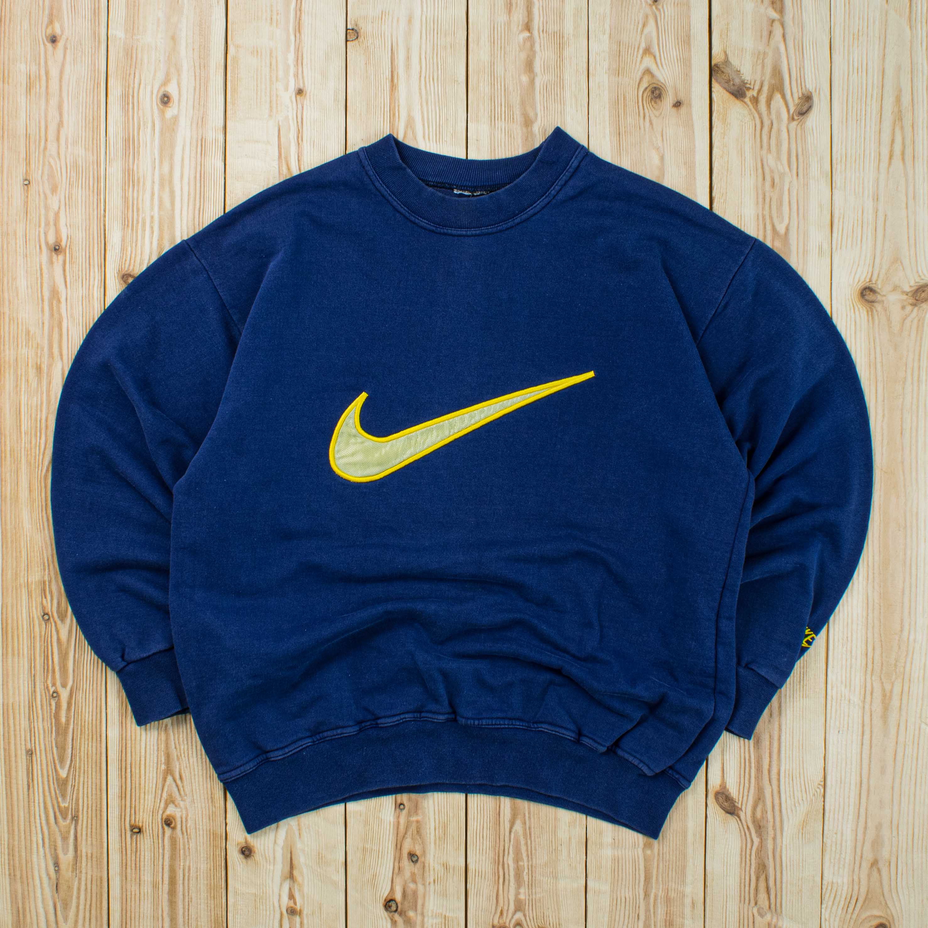 (S/M) Vintage Nike Swoosh Embroidered Sweatshirt