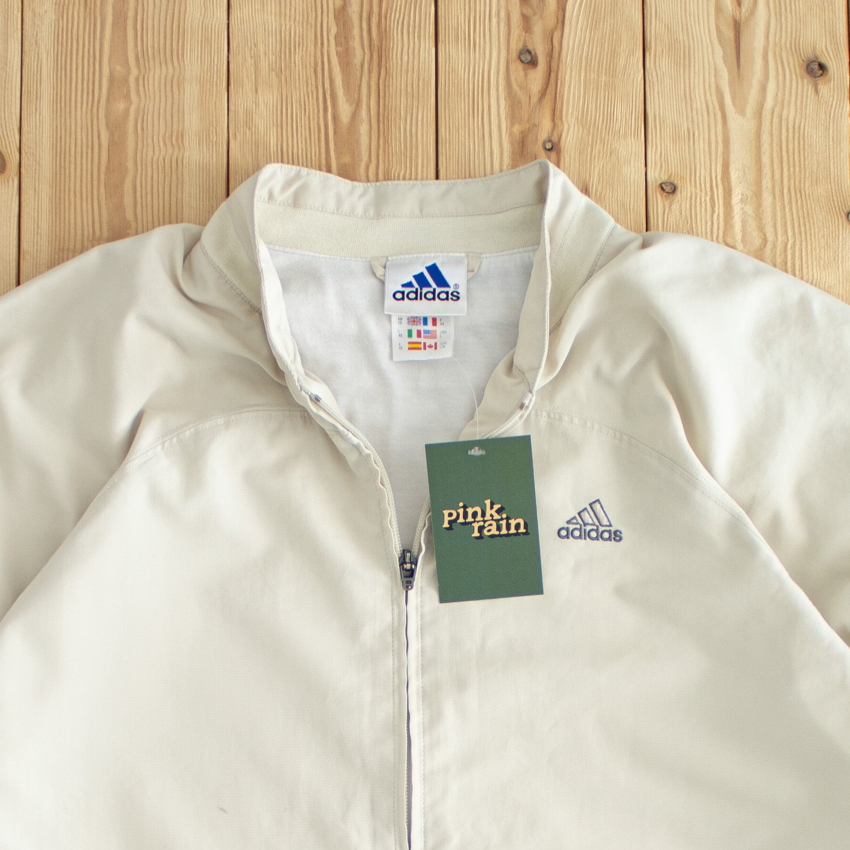(M) Adidas Vintage Embroidered Jacket Beige