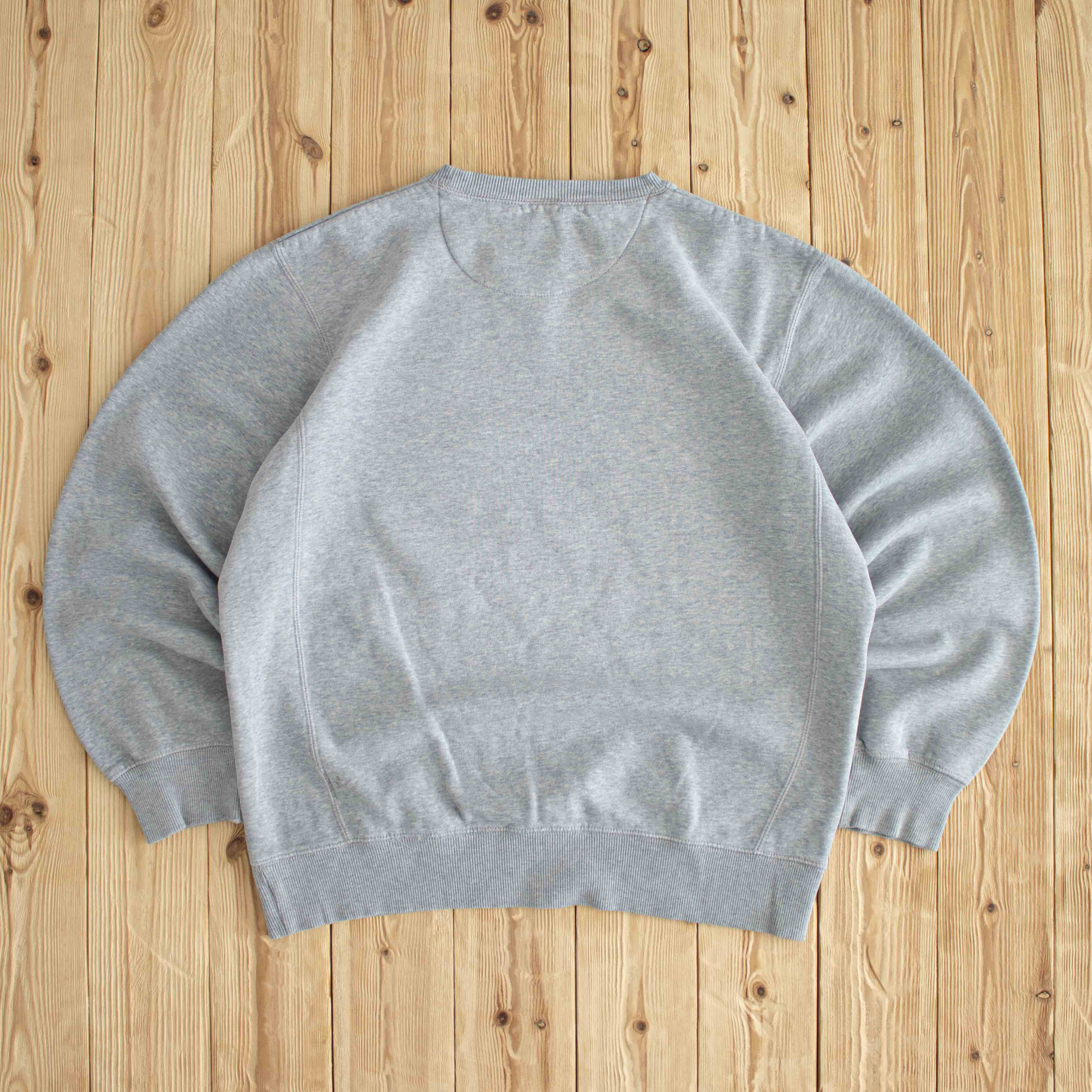 (L) Nike Vintage Essential Embroidered Sweatshirt Gray