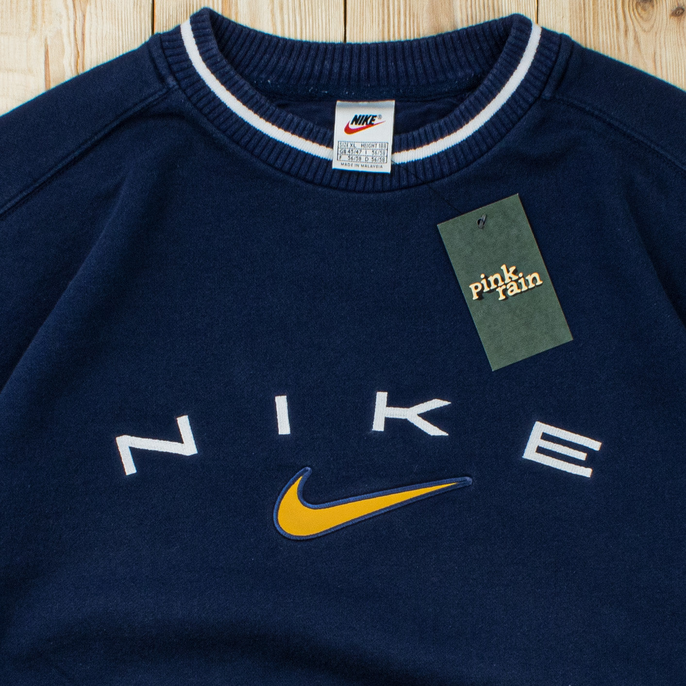 (XL) Vintage Nike Spell Out Embroidered Sweatshirt