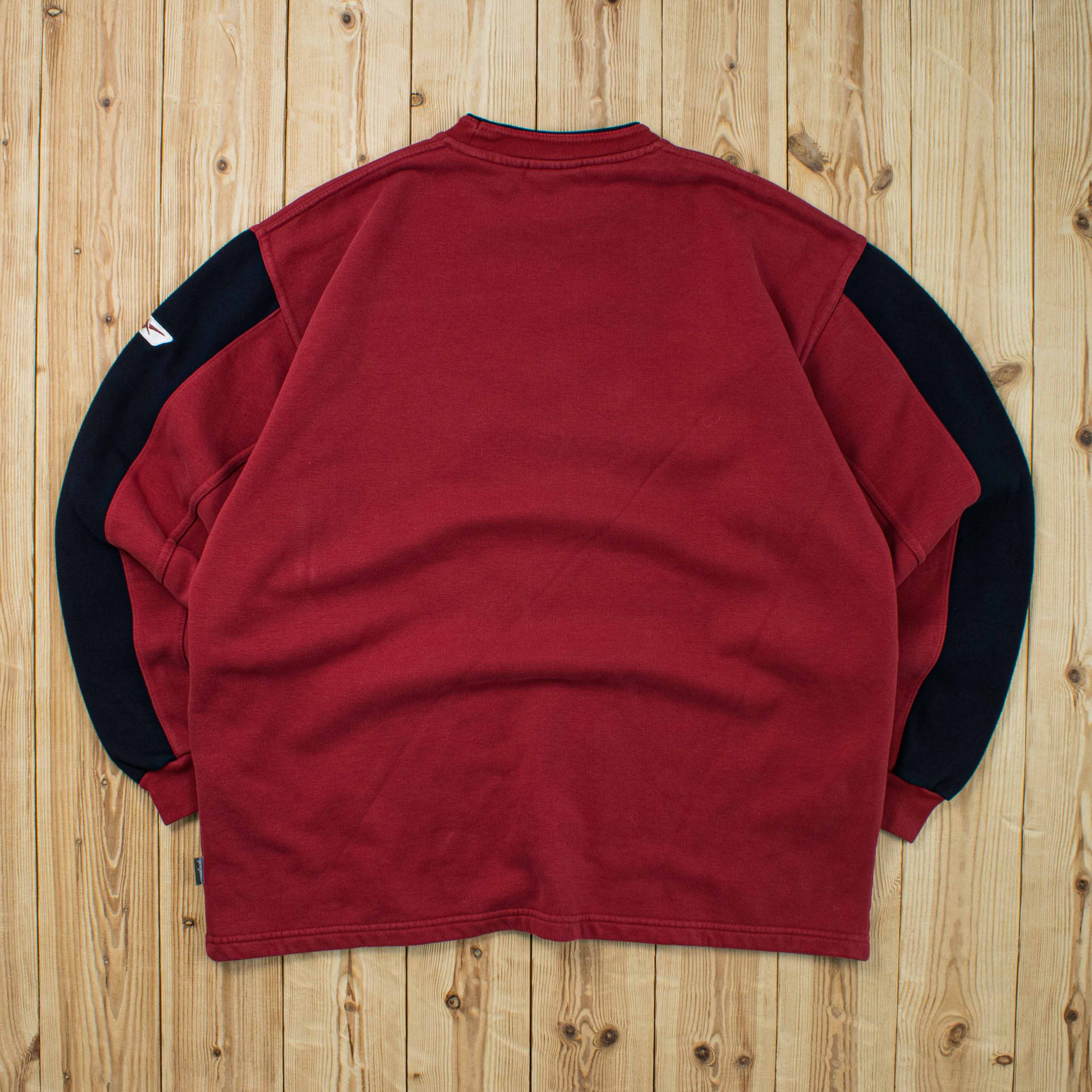 (L) Vintage Reebok Spell Out Embroidered Sweatshirt