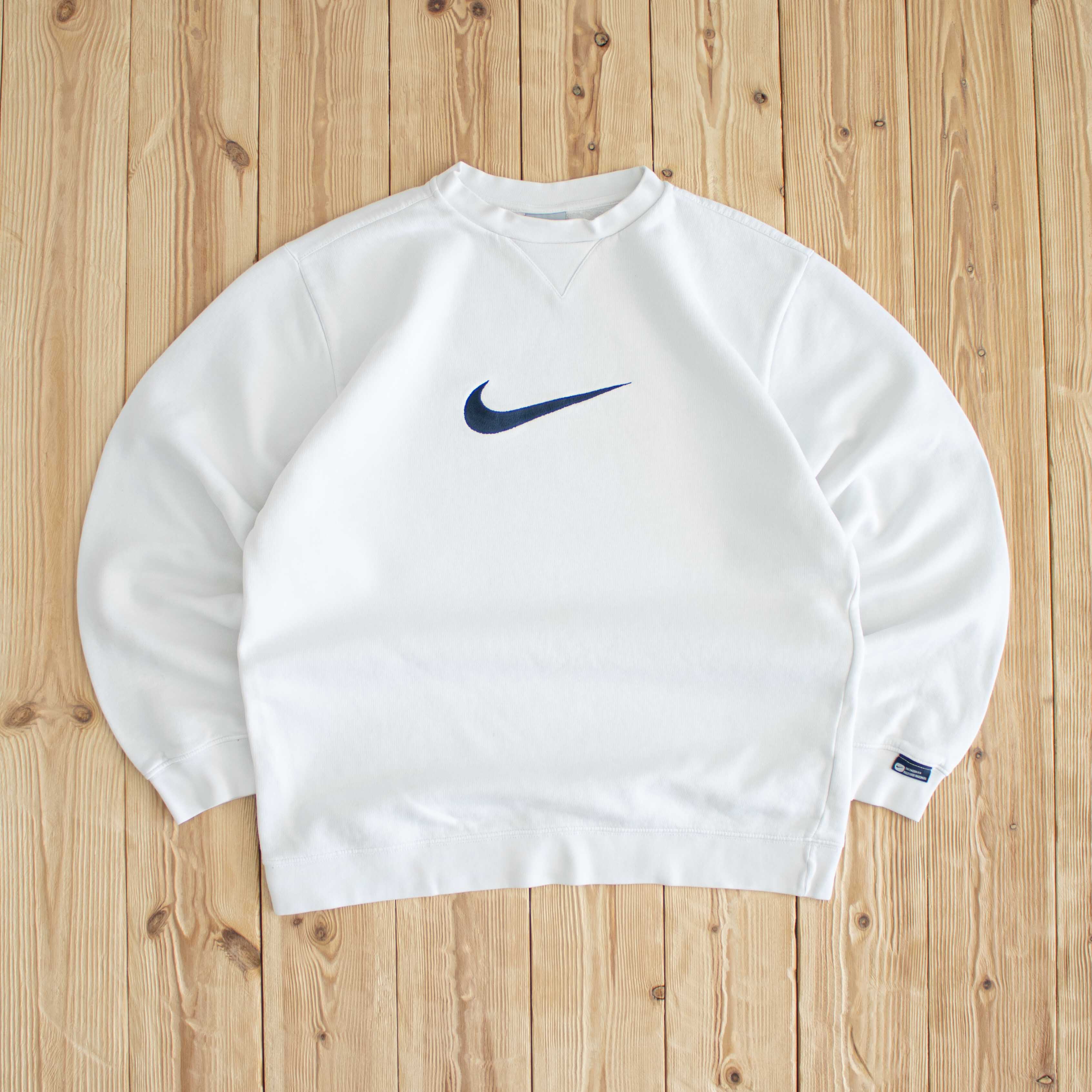 (S) Nike Swoosh Vintage Embroidered Sweatshirt White