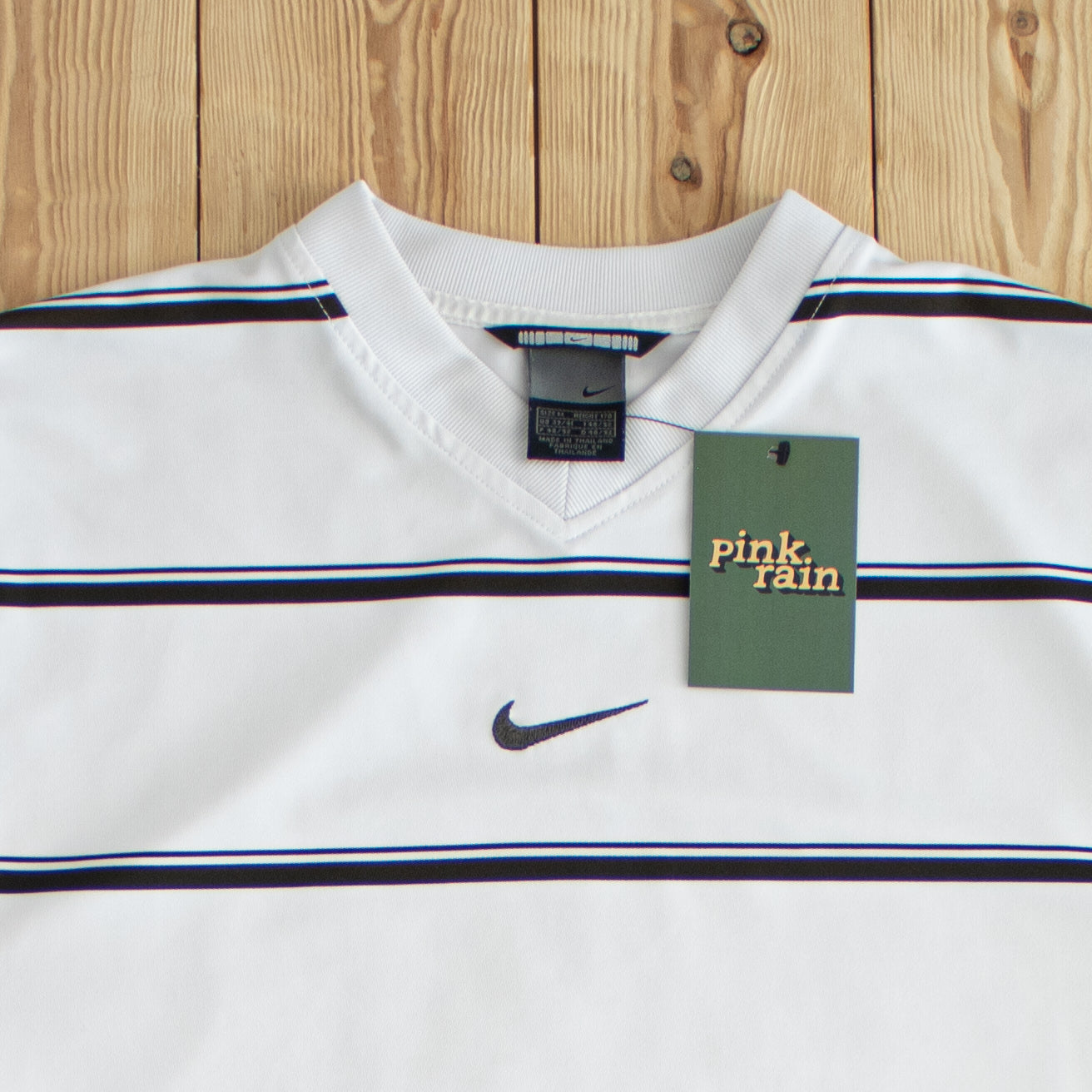 (M) Nike Center Swoosh Vintage Embroidered T-Shirt White