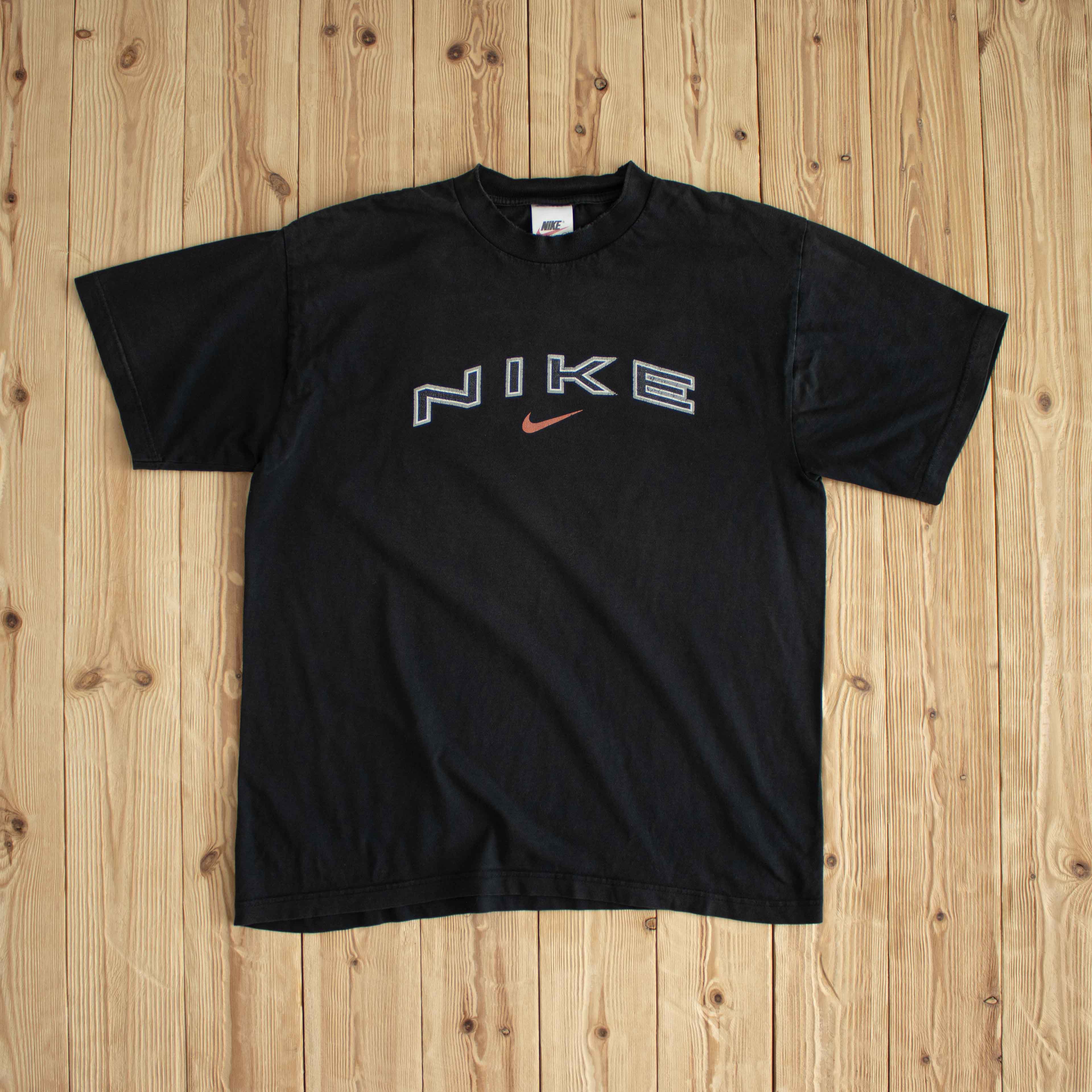 (M/L) Nike Spell Out Vintage 90s T-Shirt Black