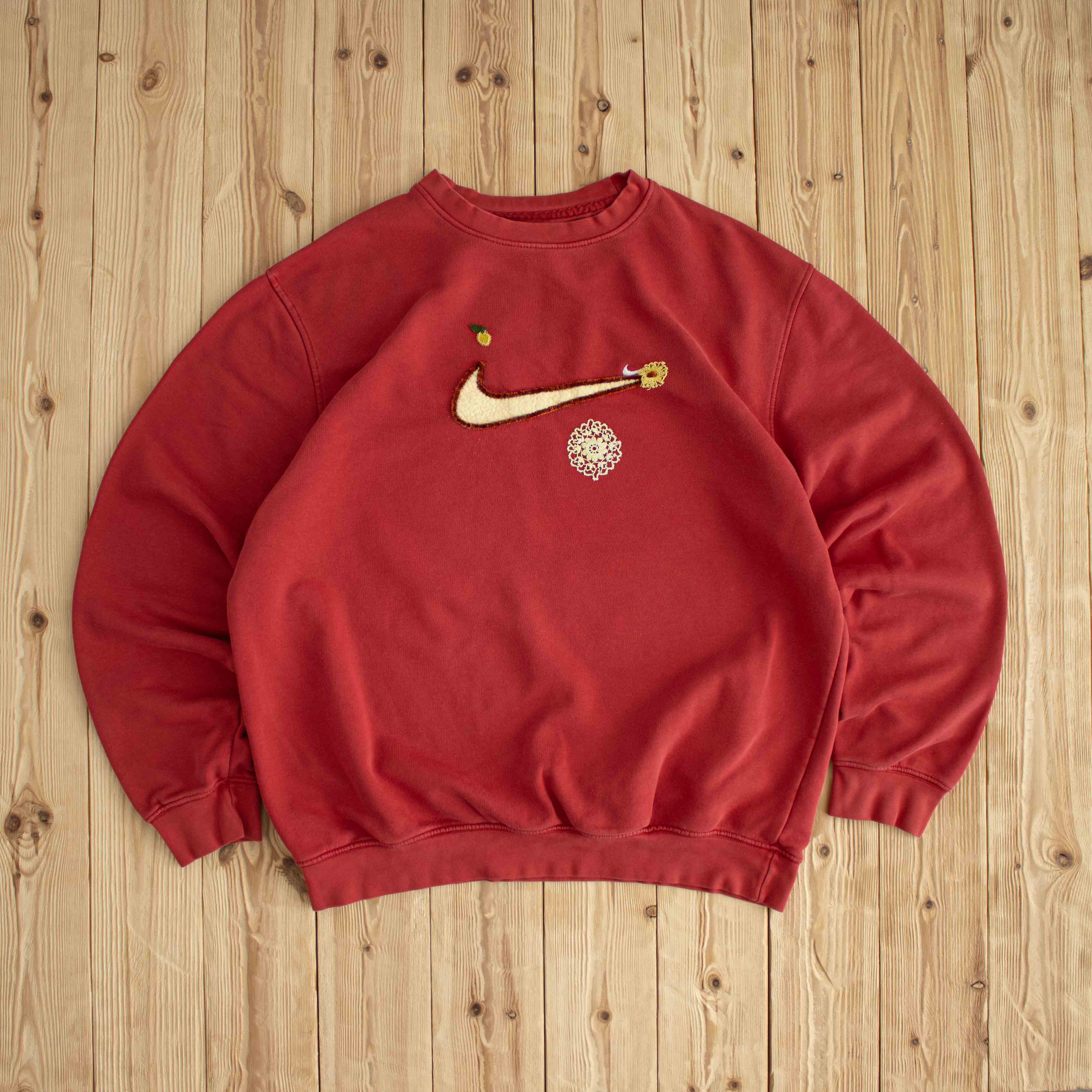 (L/XL) Nike Swoosh Flowers Vintage Custom Embroidered Sweatshirt Red