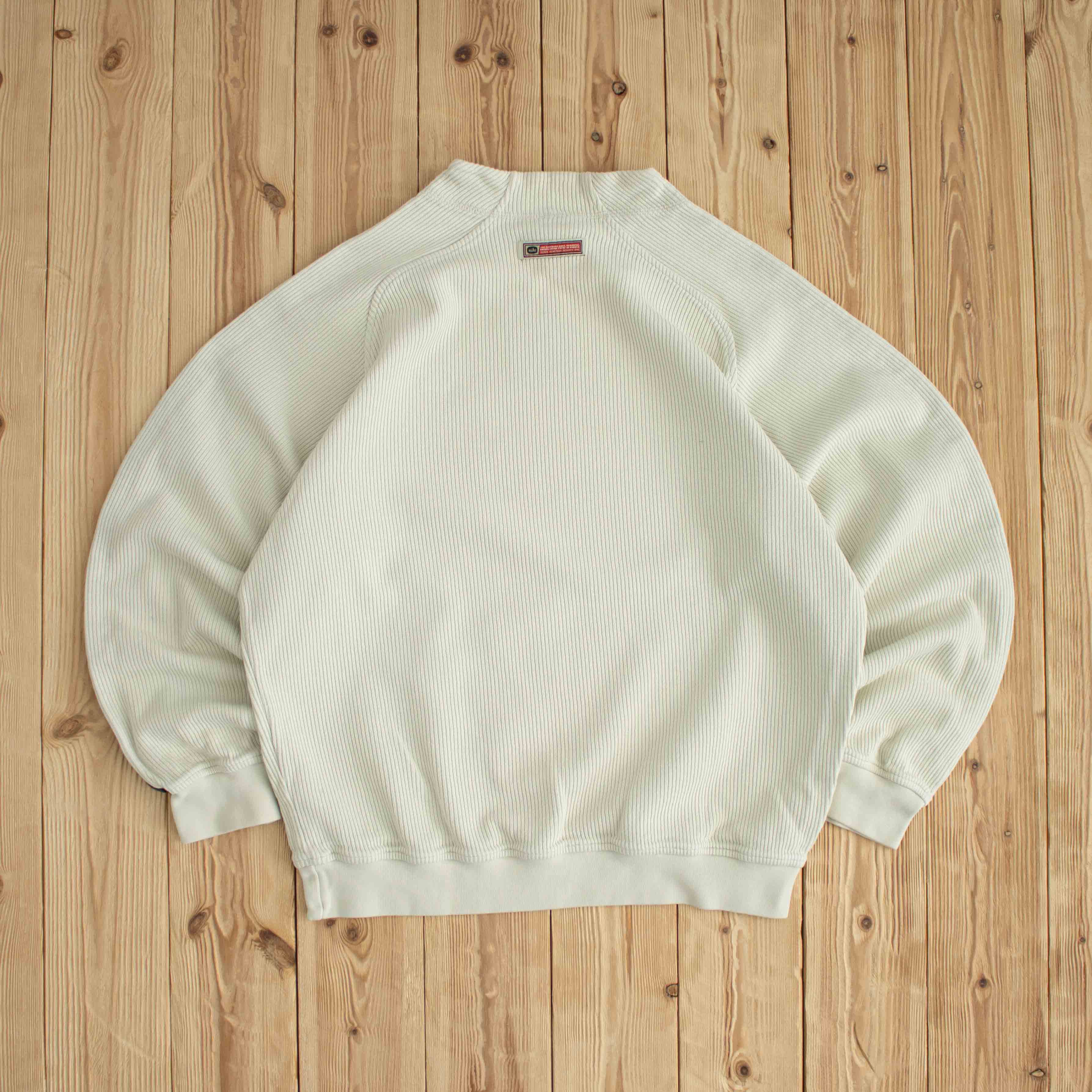 (M) Nike Vintage Waffle Essential Embroidered Sweatshirt Beige