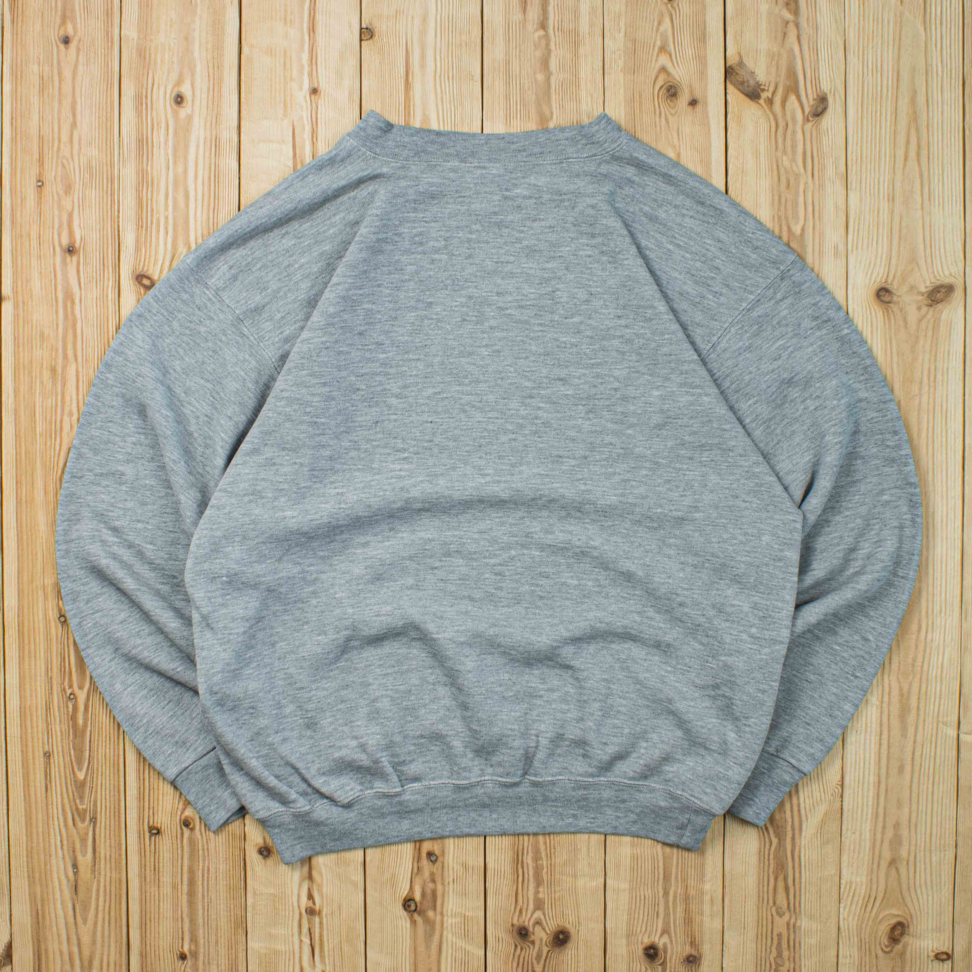 (M) Vintage Nike Essential Embroidered Sweatshirt