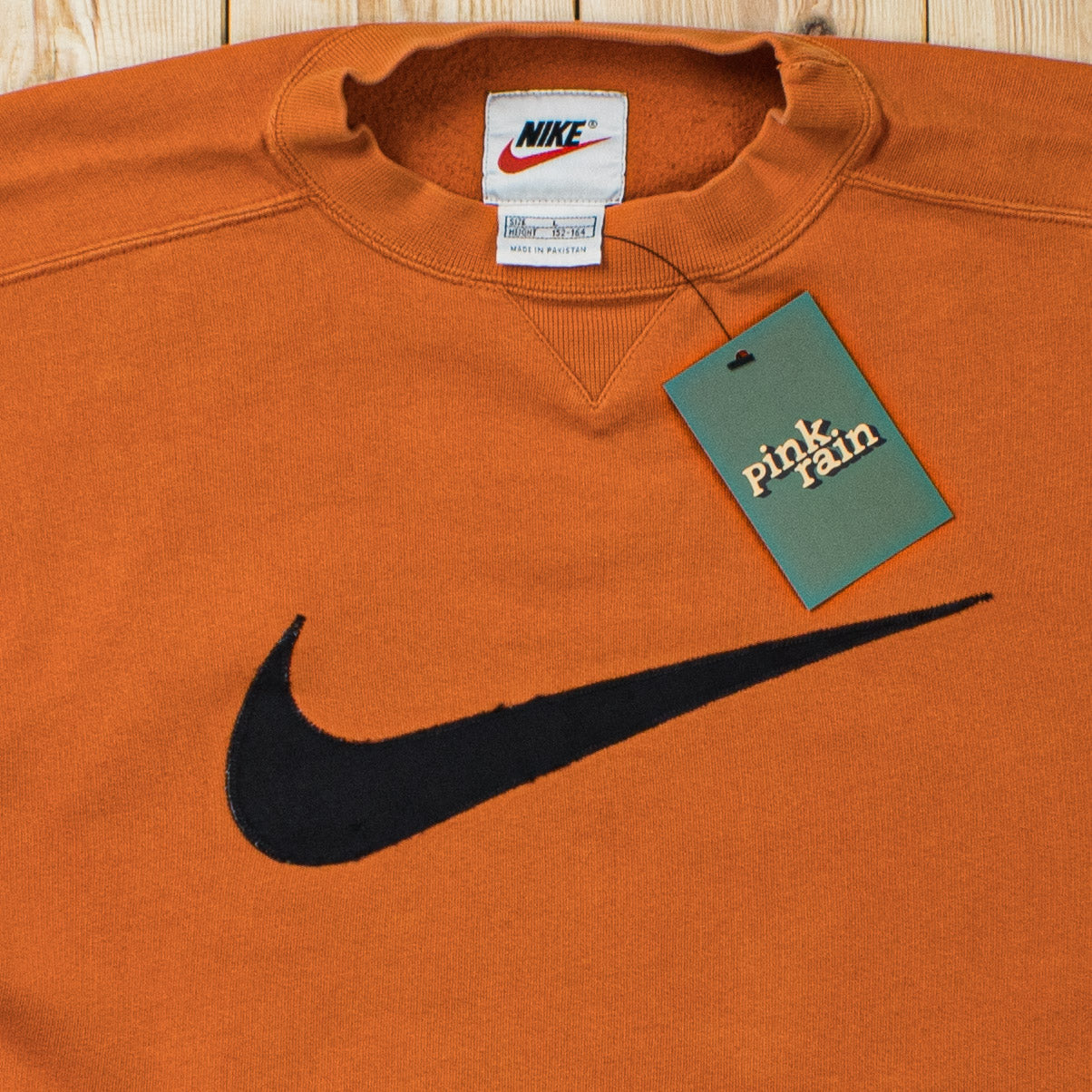 (XS/S) Vintage Nike Swoosh Embroidered Sweatshirt