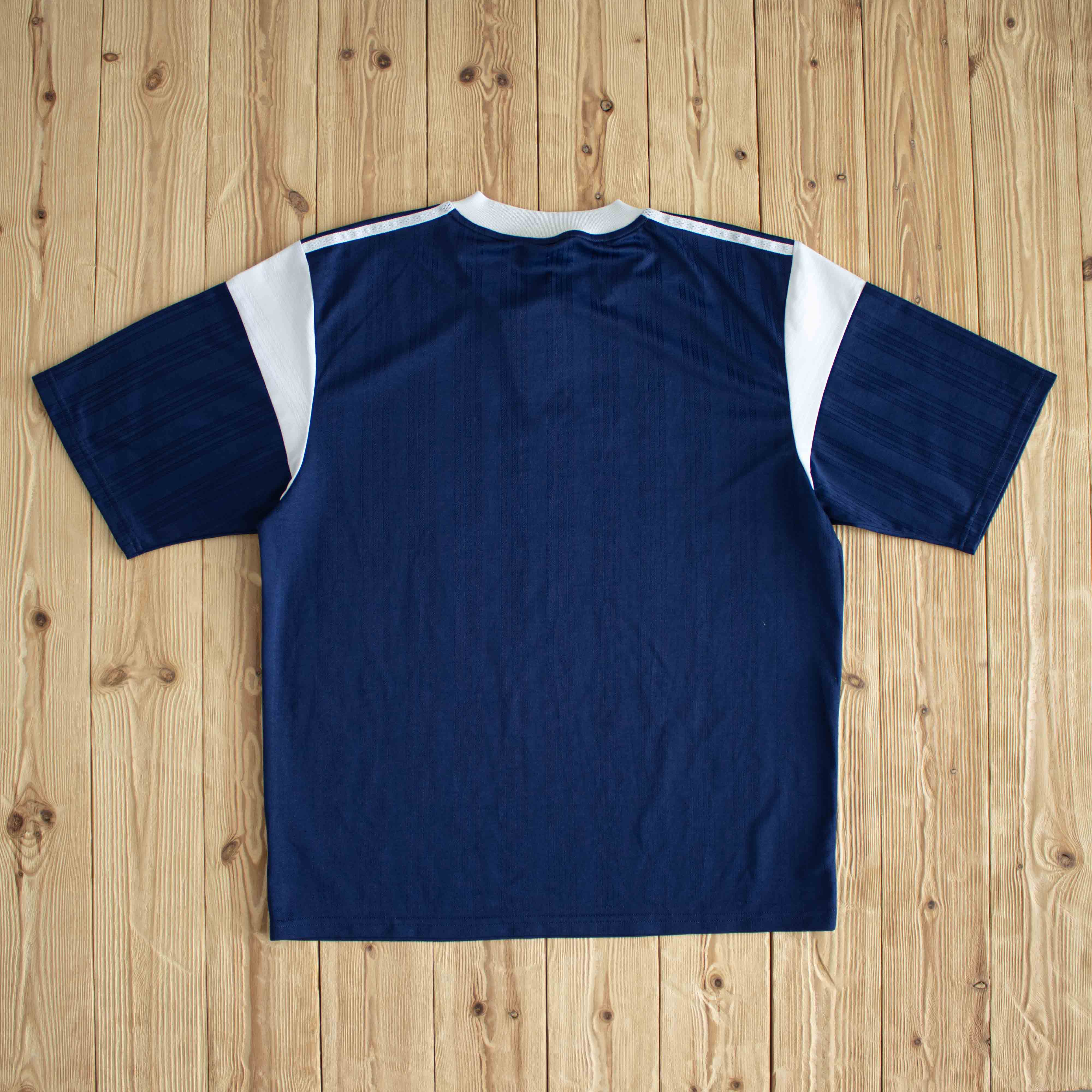 (L) Adidas Vintage Jersey Blue