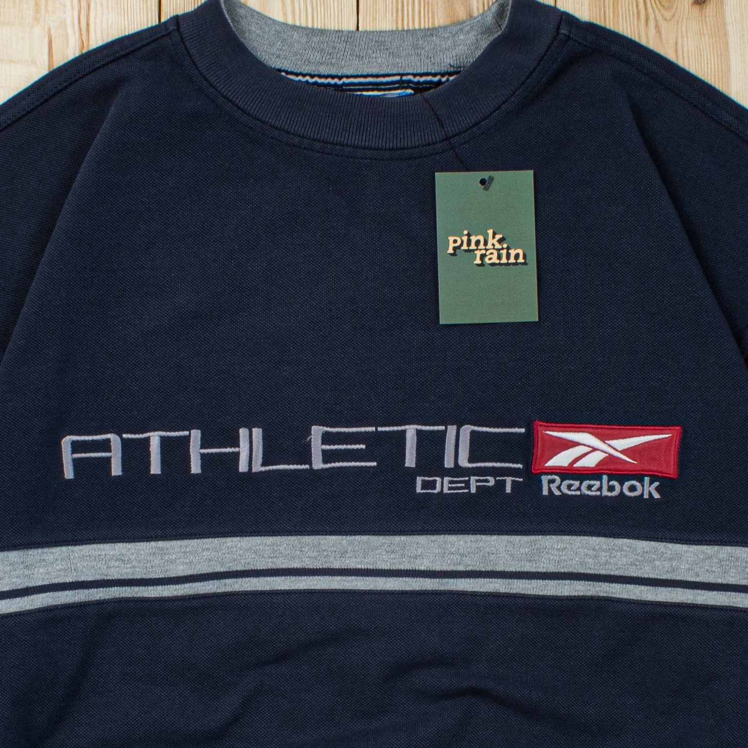 (M) Vintage Reebok Athletic Embroidered Sweatshirt