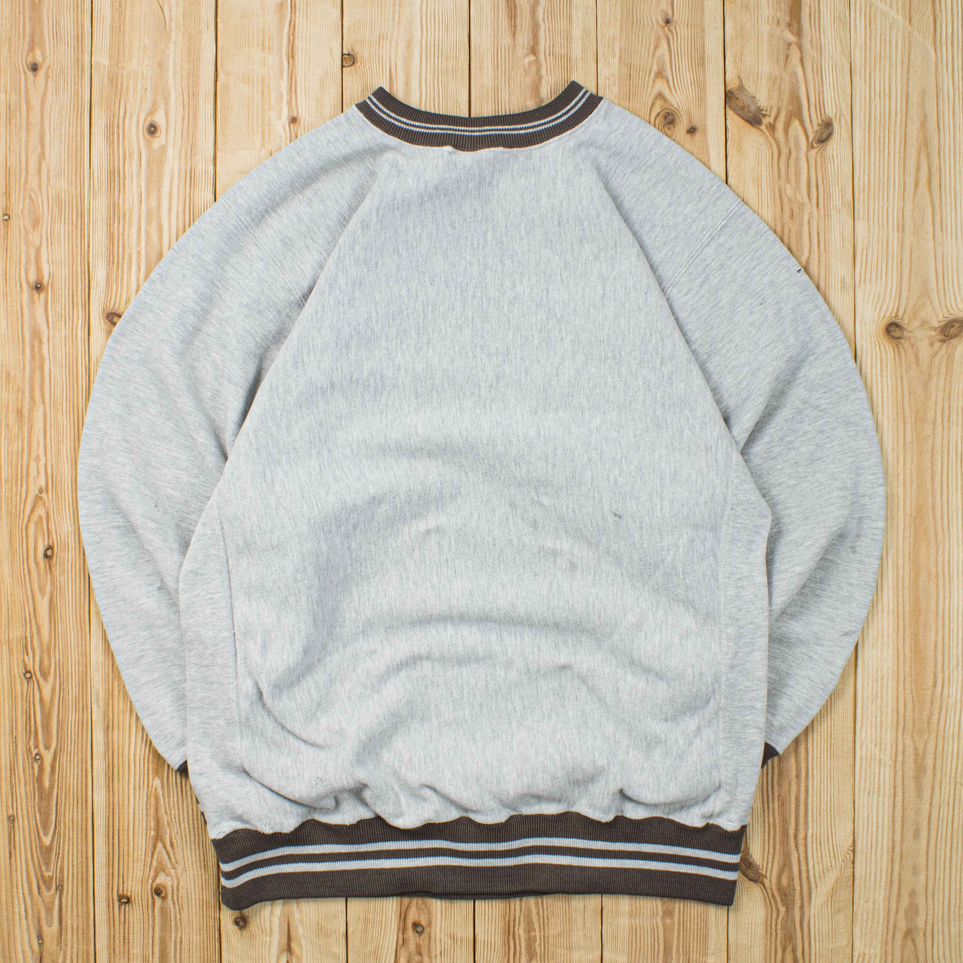 (M) Vintage Champion Spell Out Embroidered Sweatshirt