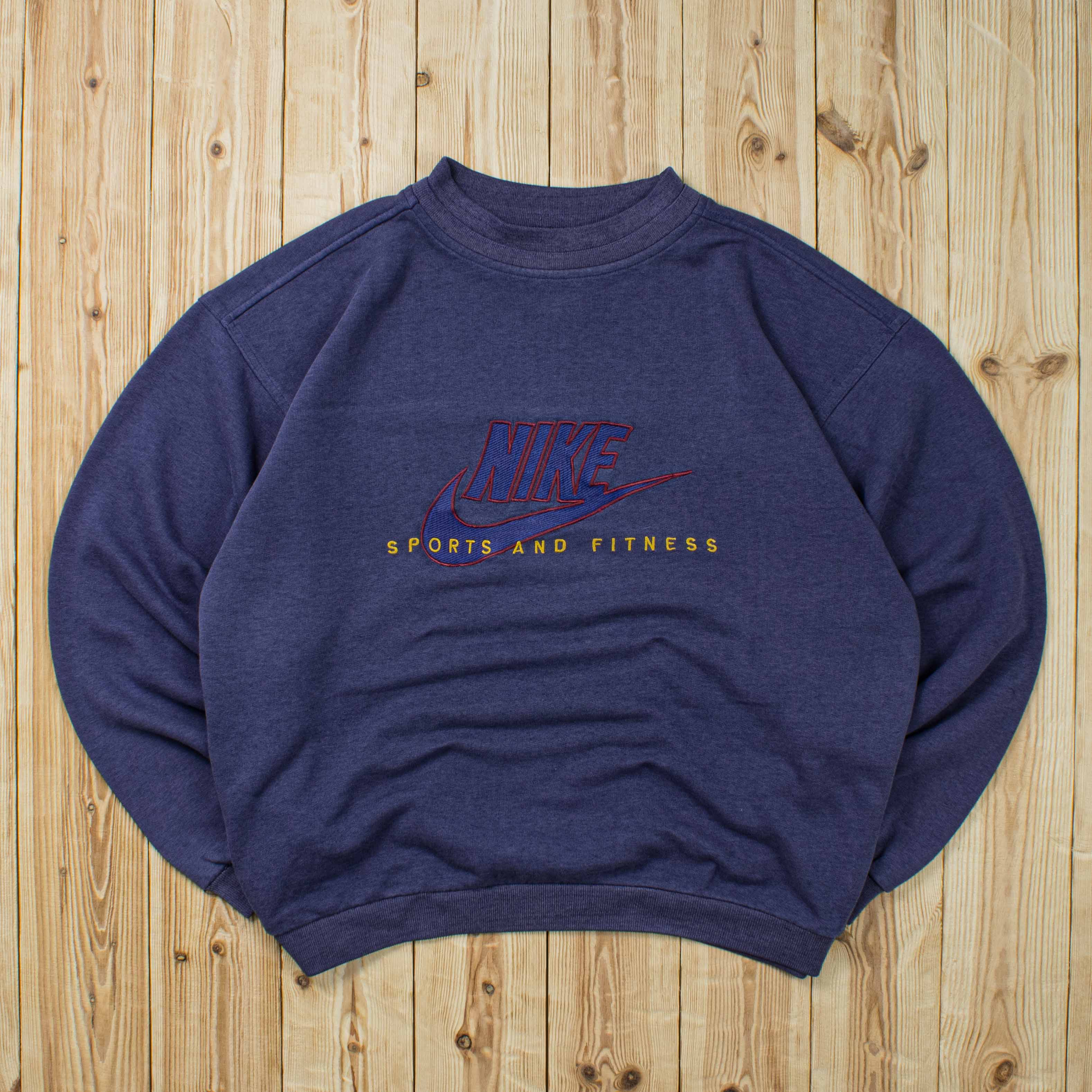 (M/L) Vintage Nike Sports And Fitness Embroidered Sweatshirt