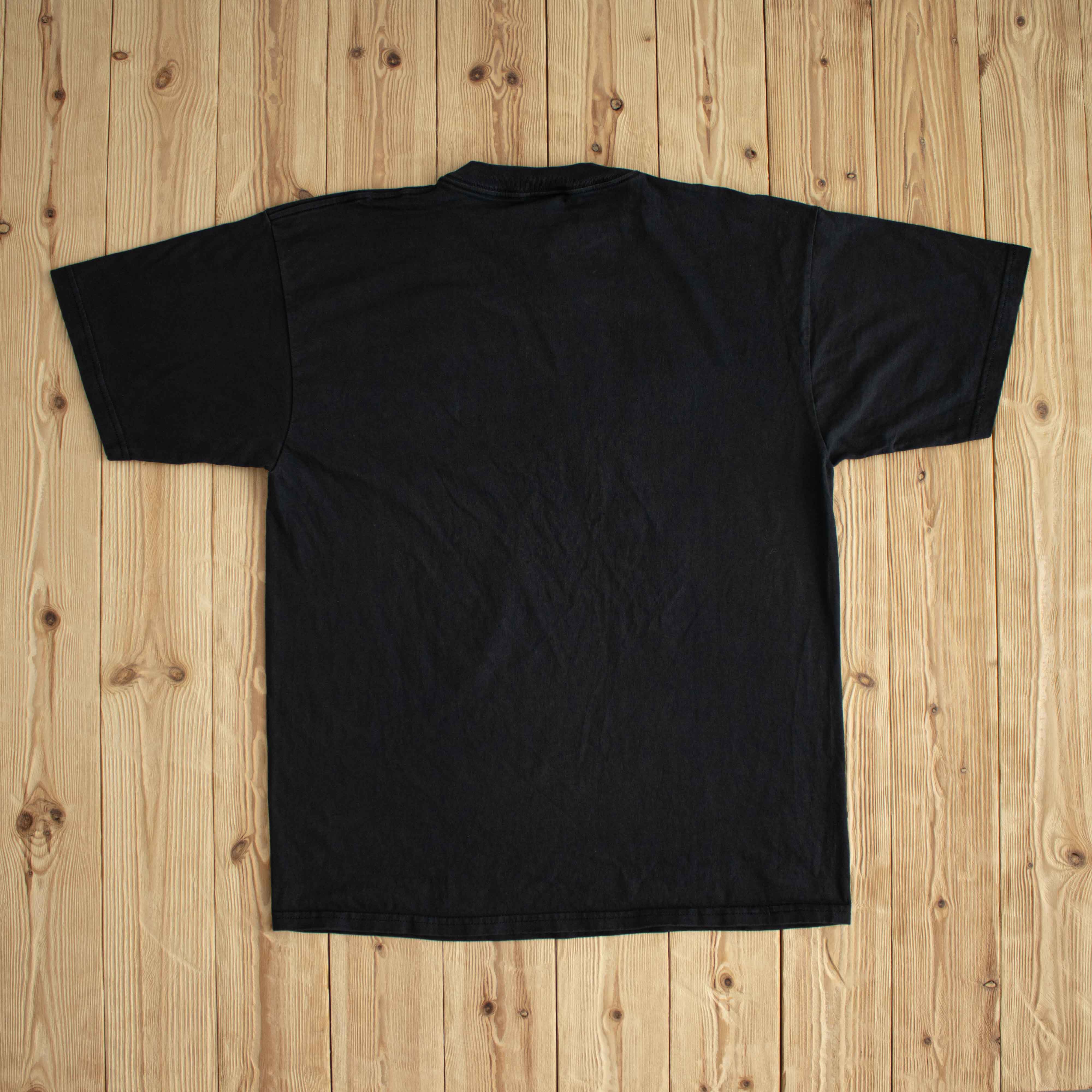 (L) Logo 7 Chicago Bulls Vintage T-Shirt Black