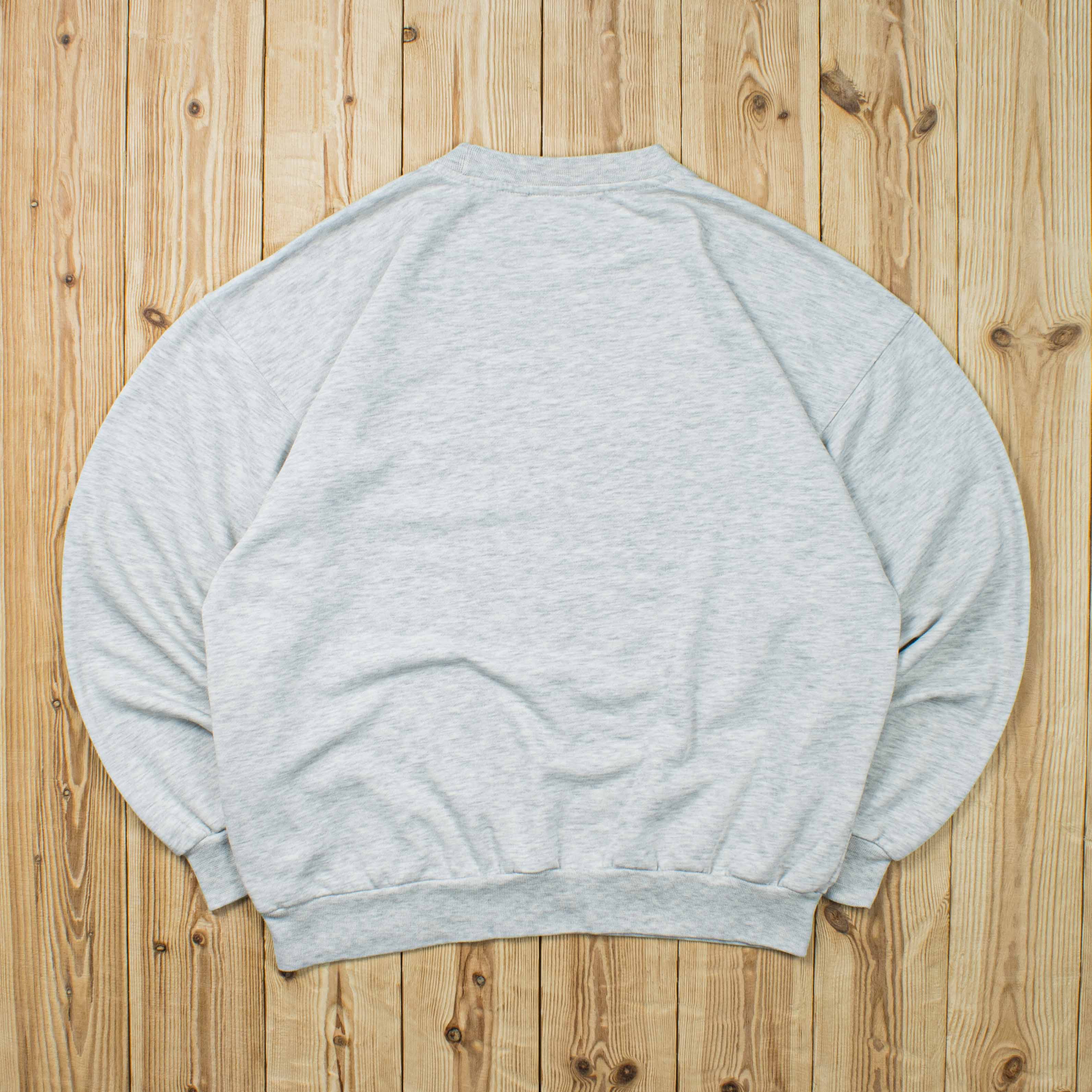 (S/M) Vintage Reebok Spell Out Embroidered Sweatshirt