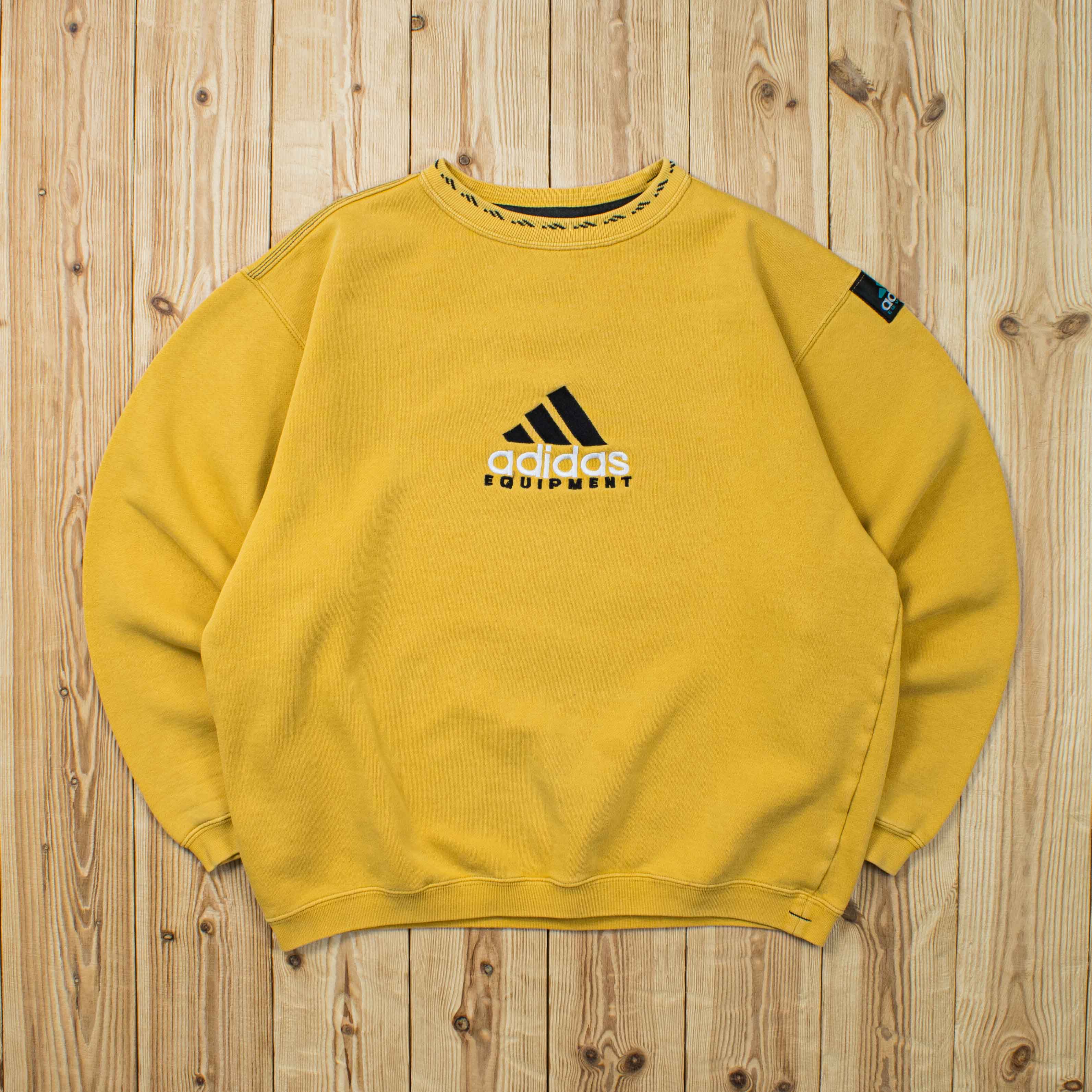 (S/M) Vintage Adidas Equipment Embroidered Sweatshirt