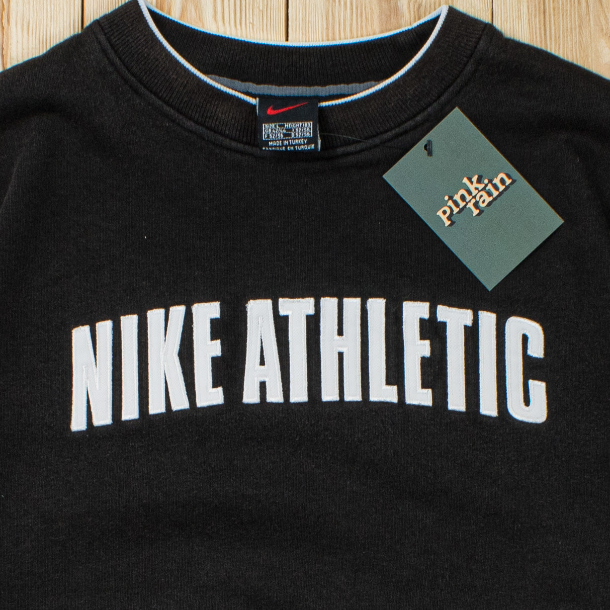 (M) Vintage Nike Athletic Embroidered Sweatshirt
