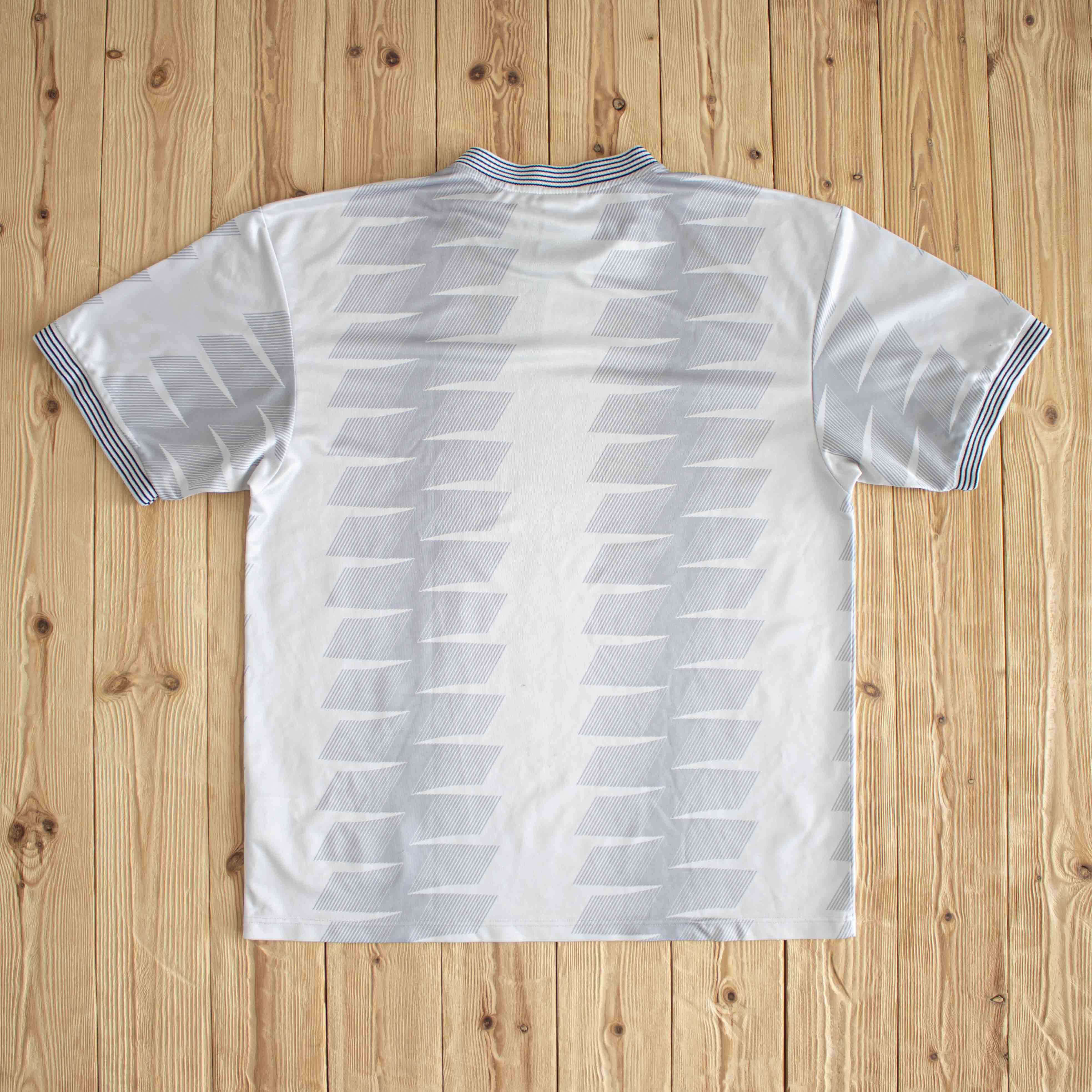 (L/XL) Nike Vintage Embroidered T-Shirt White