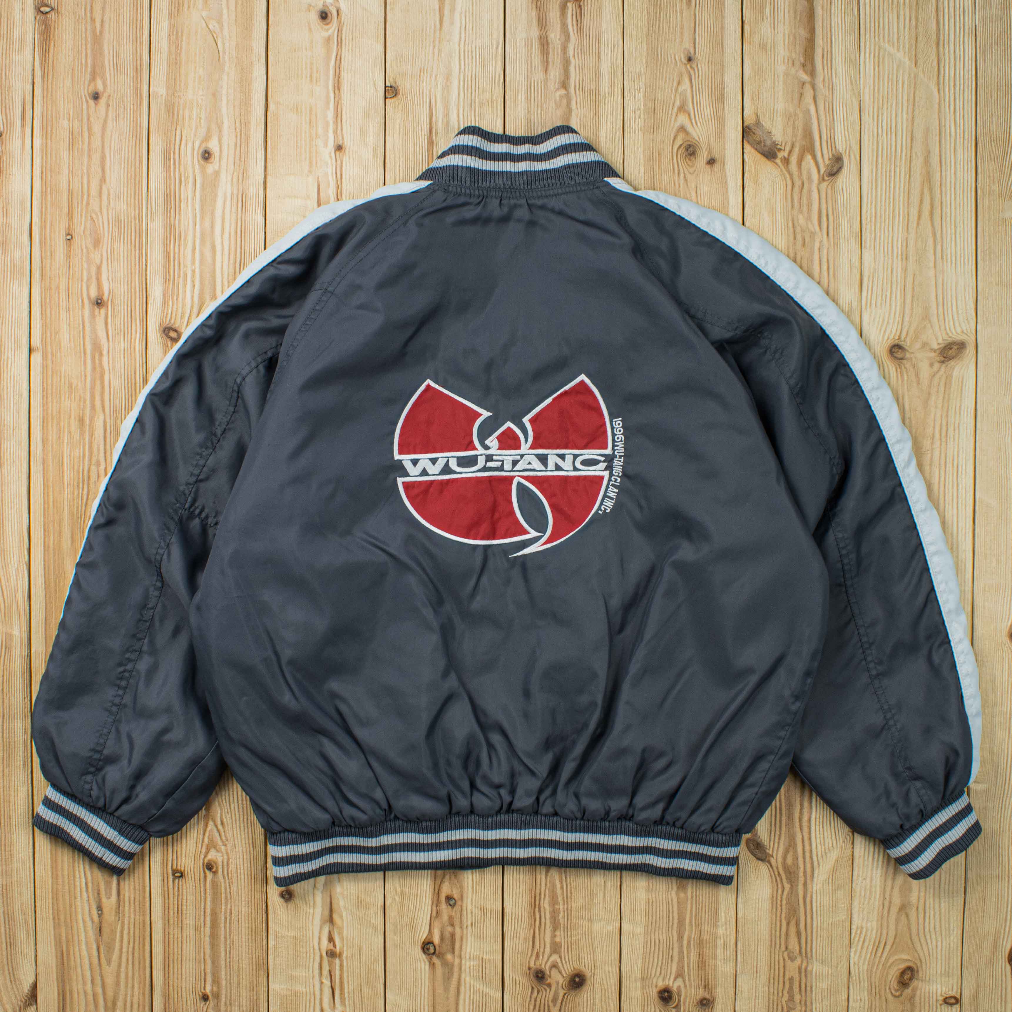 (L) Vintage Wu Tang Embroidered Puffer Jacket