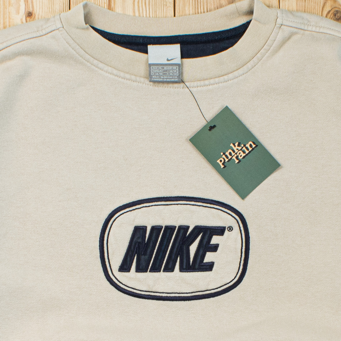 (L) Vintage Nike Spell Out Embroidered Sweatshirt