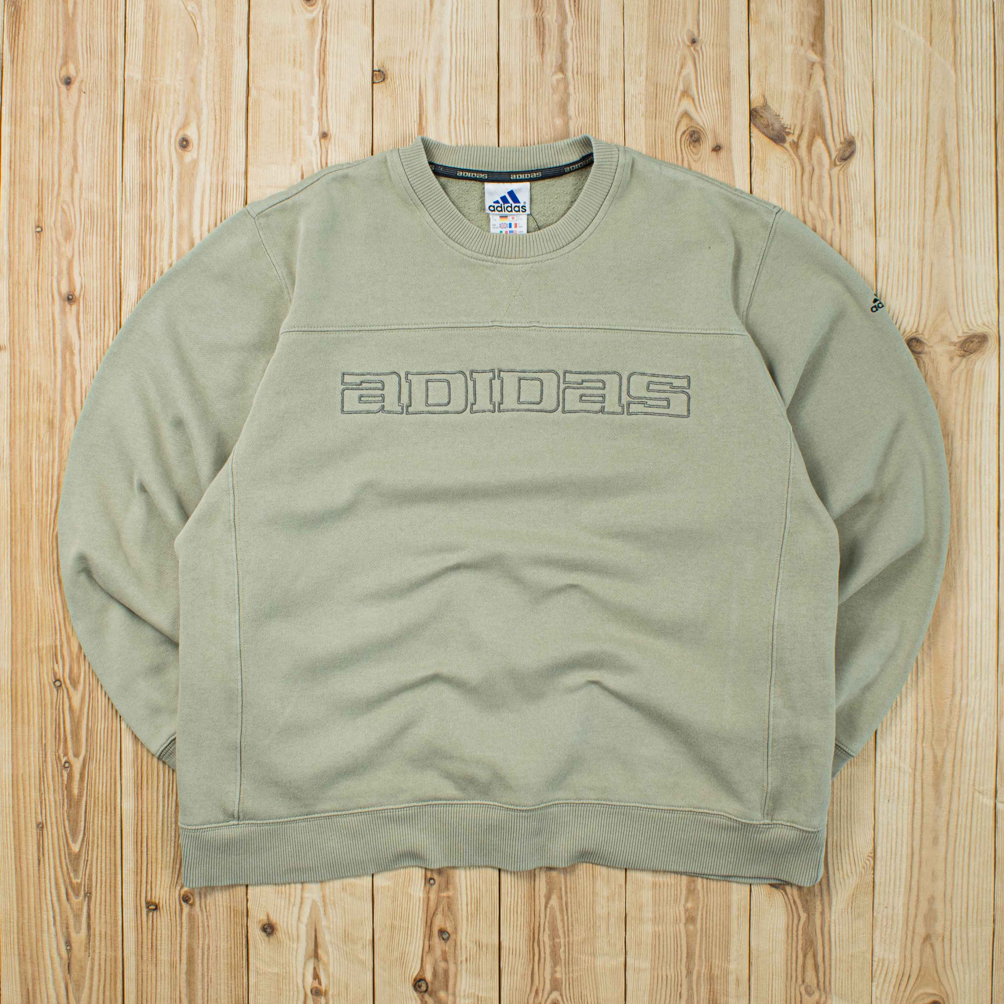 (M) Vintage Adidas Spell Out Embroidered Sweatshirt