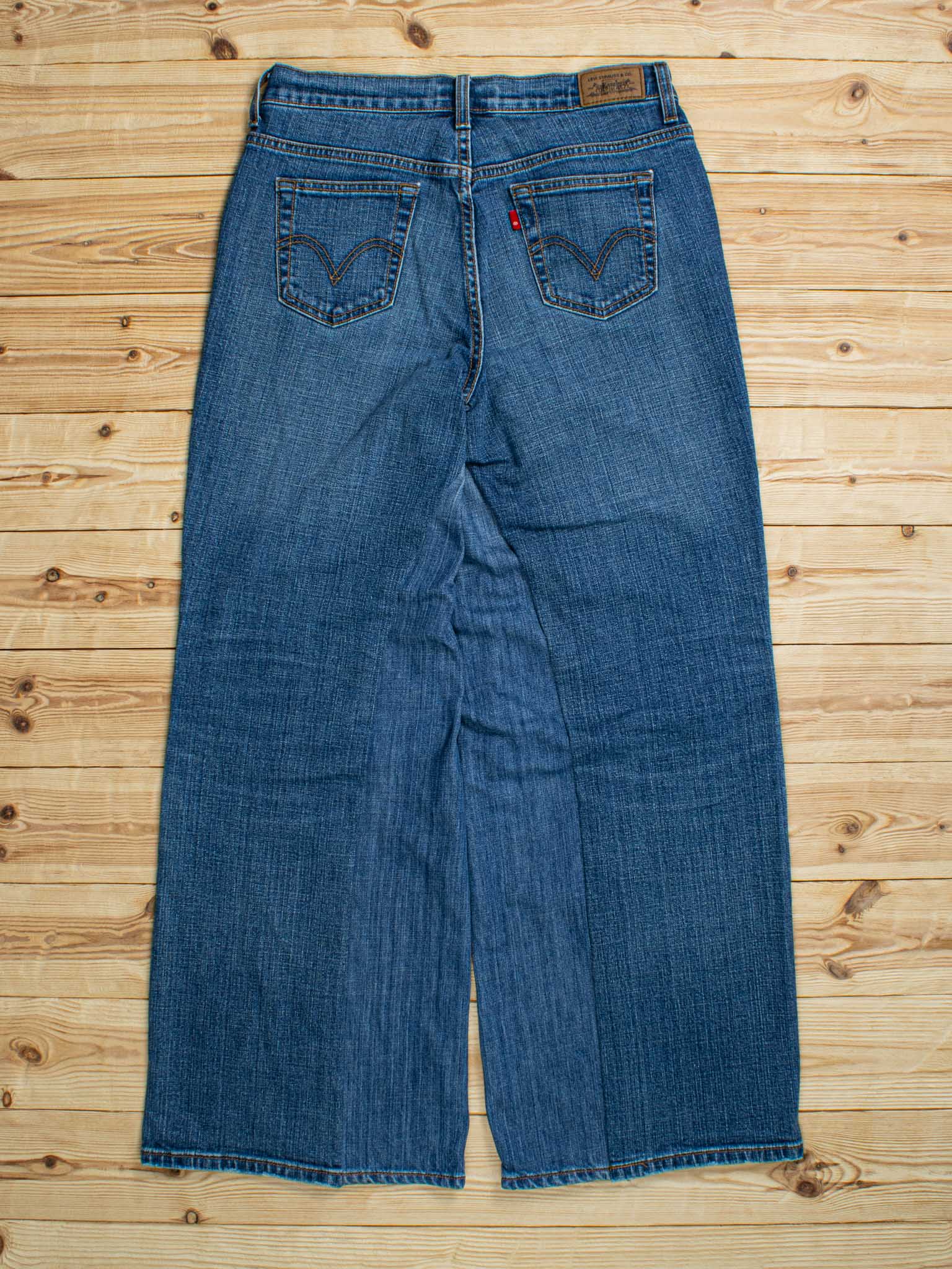 (W31 L32) Reworked Vintage Levi's 505 Jeans