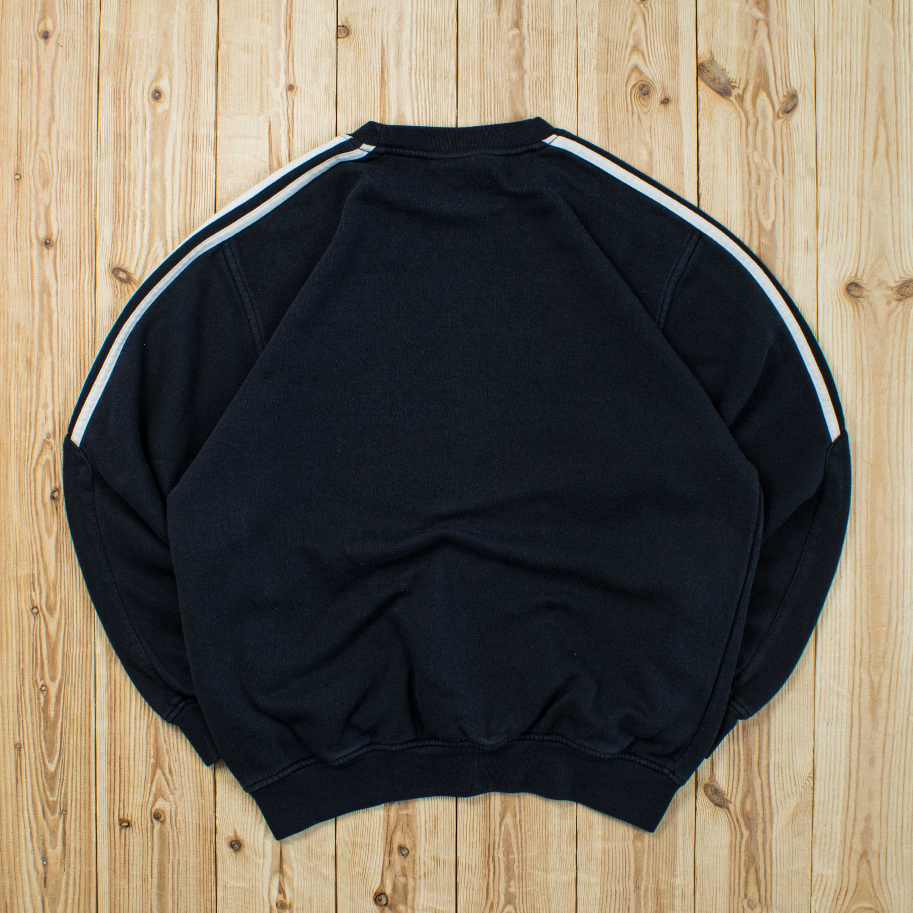 (S) Vintage Adidas Essential Embroidered Sweatshirt