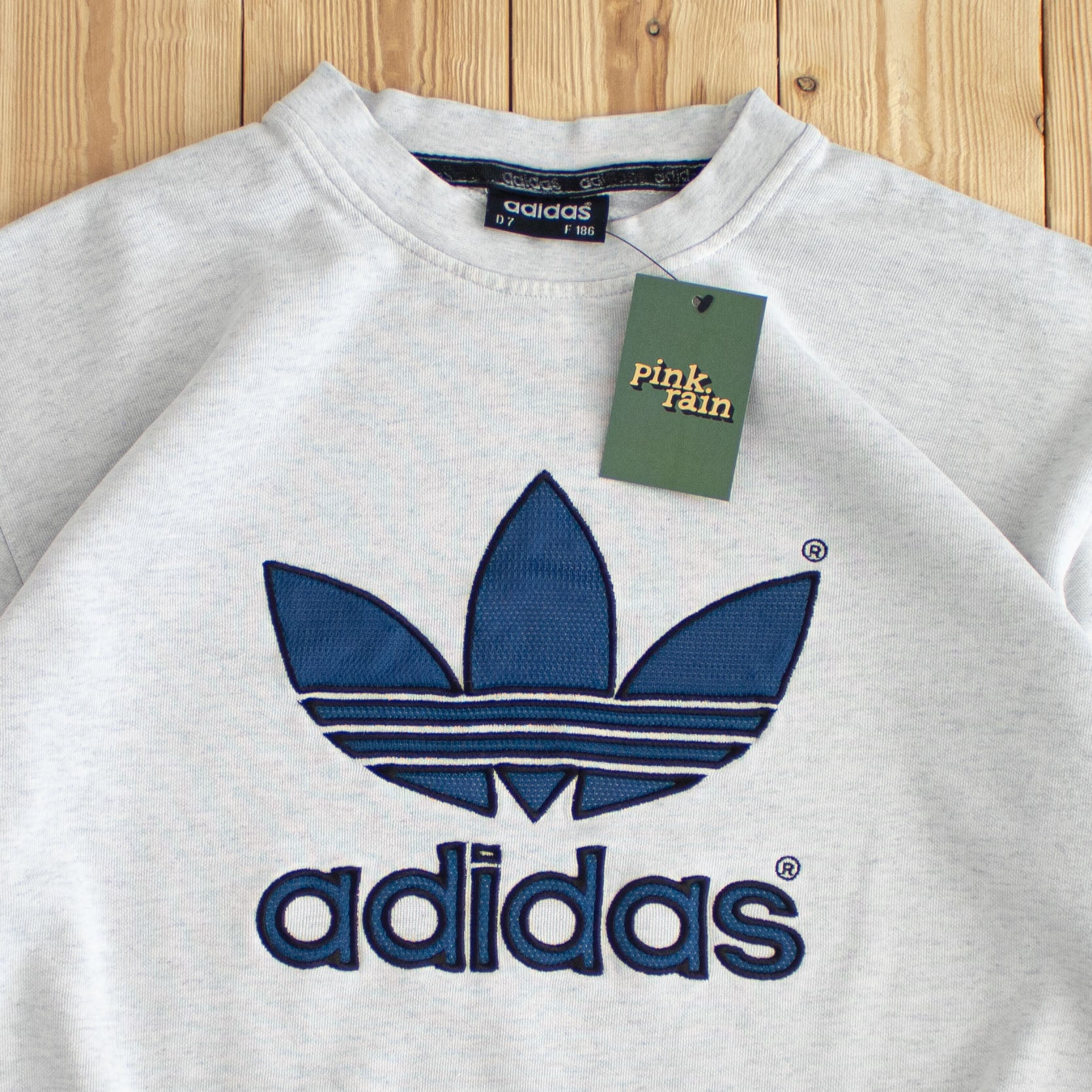 (M) Adidas Logo Vintage Embroidered Sweatshirt White