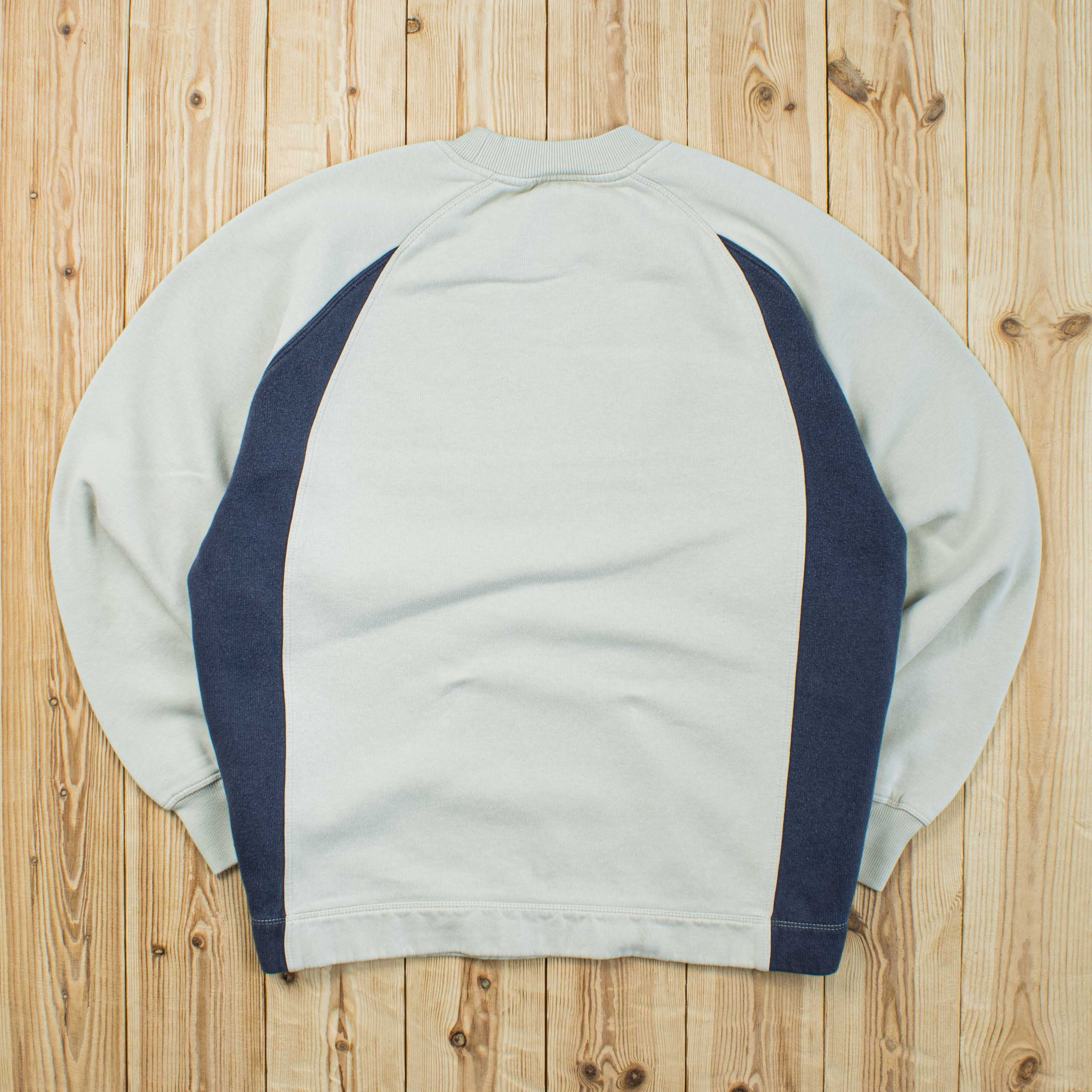 (M) Vintage Adidas Essential Embroidered Sweatshirt