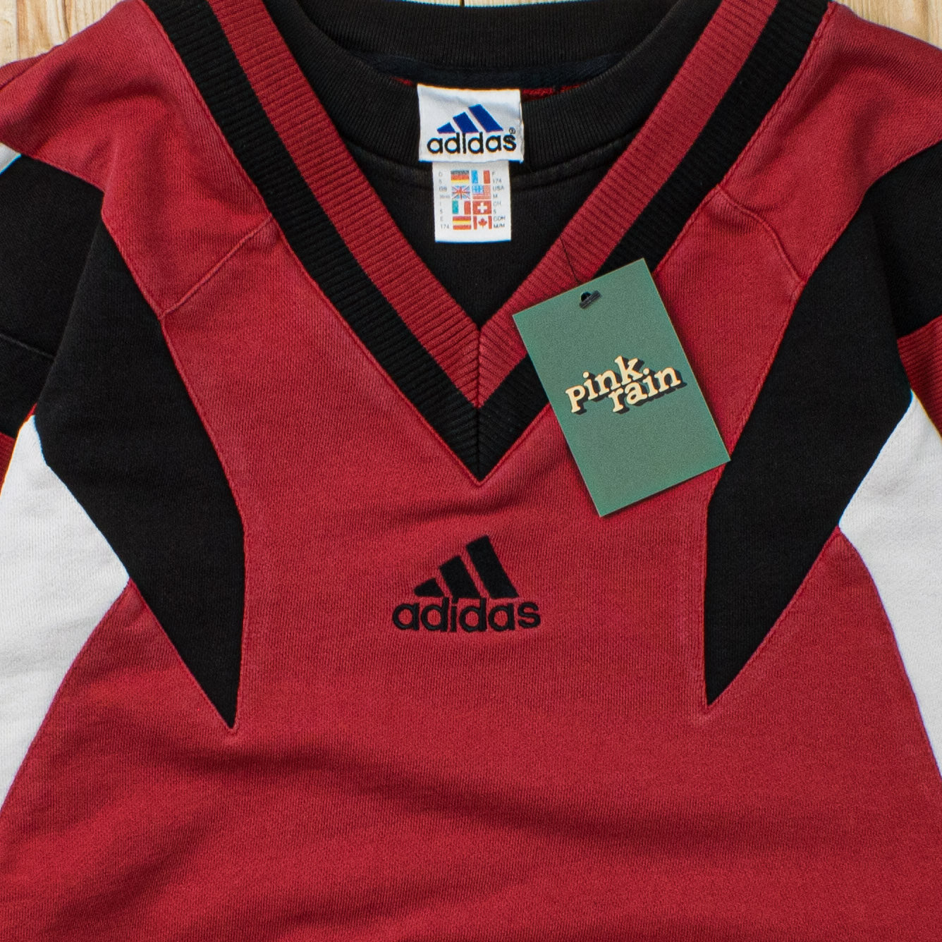 (M) Vintage Adidas Embroidered Sweatshirt