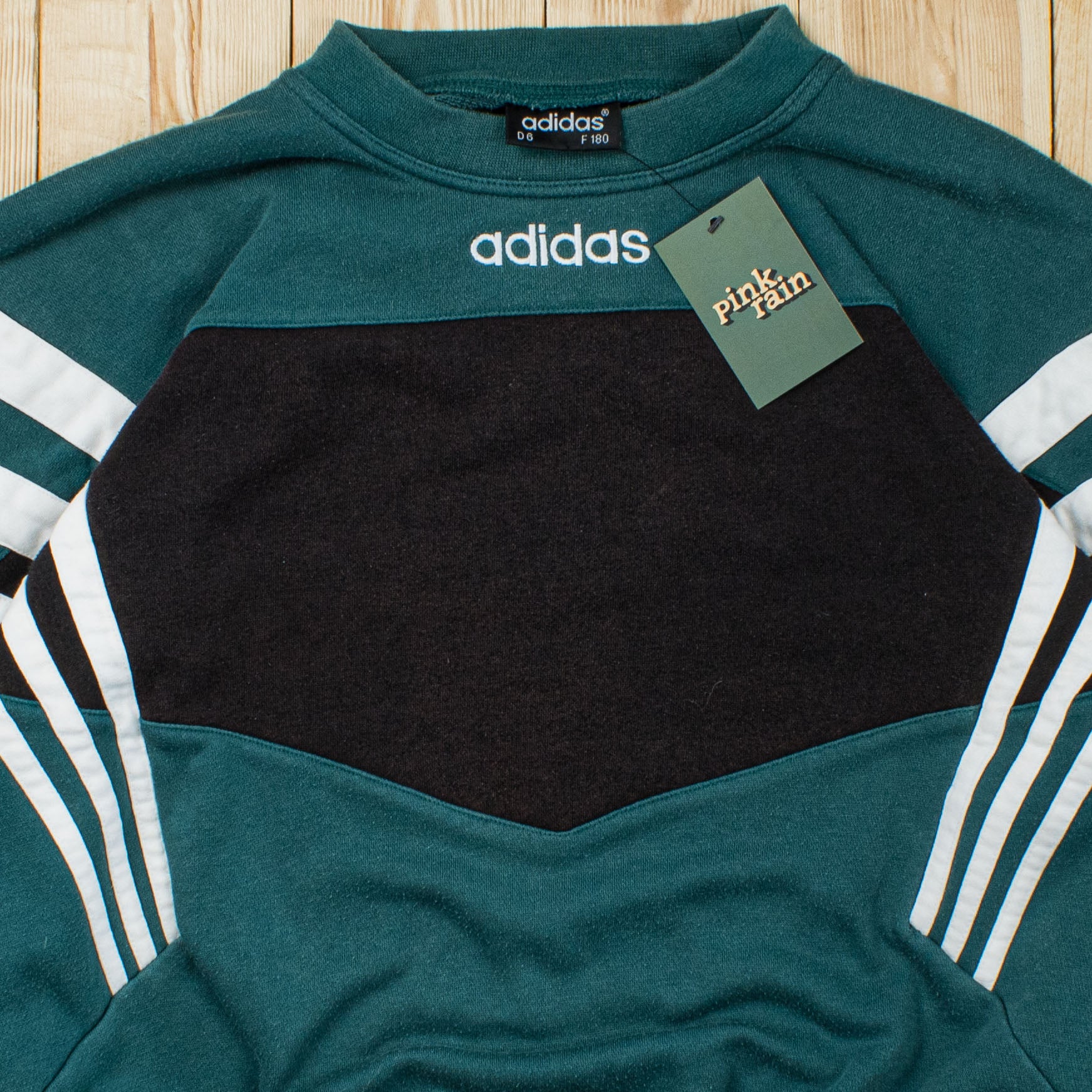 (L) Vintage Adidas Embroidered Sweatshirt