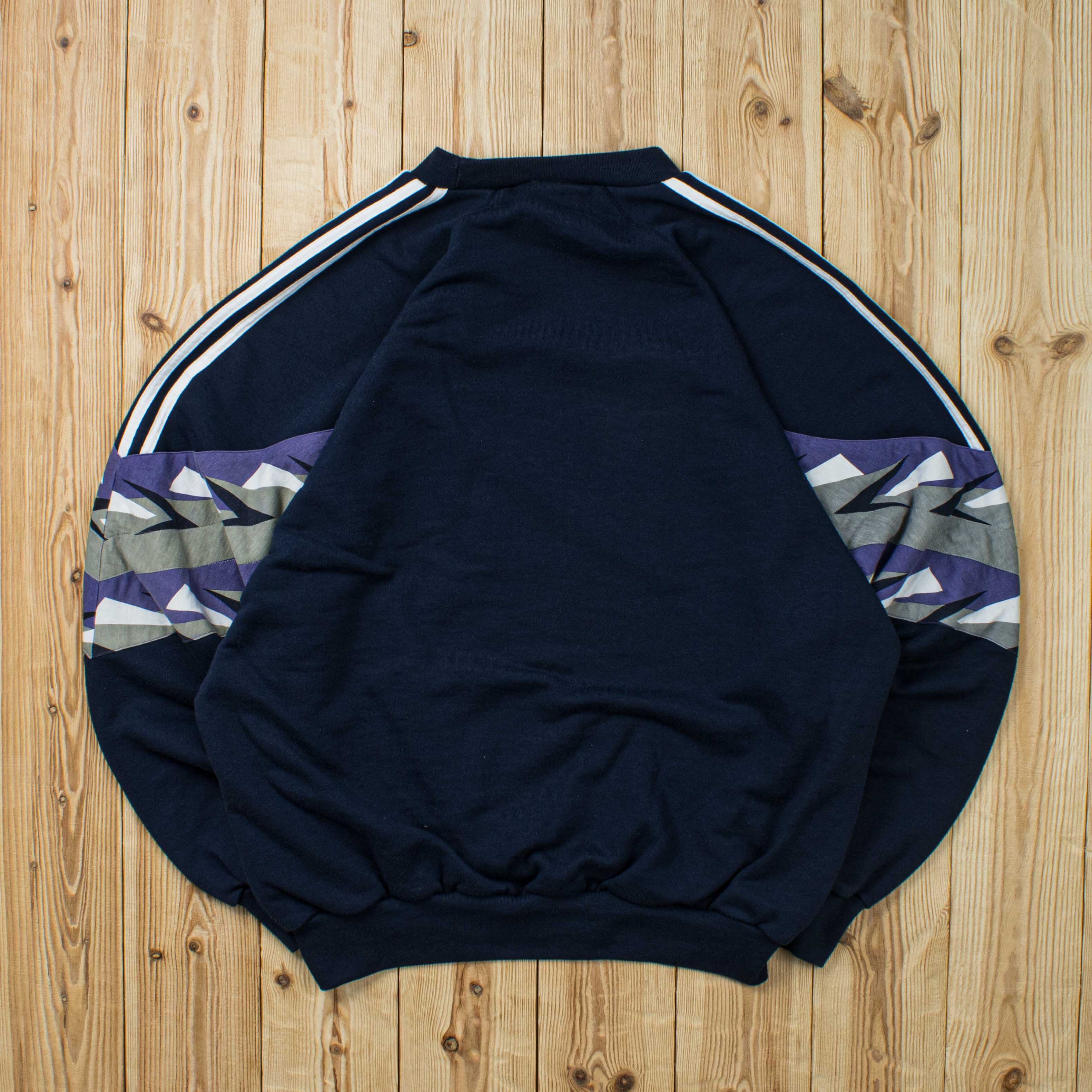 (M) Vintage Adidas Embroidered Sweatshirt