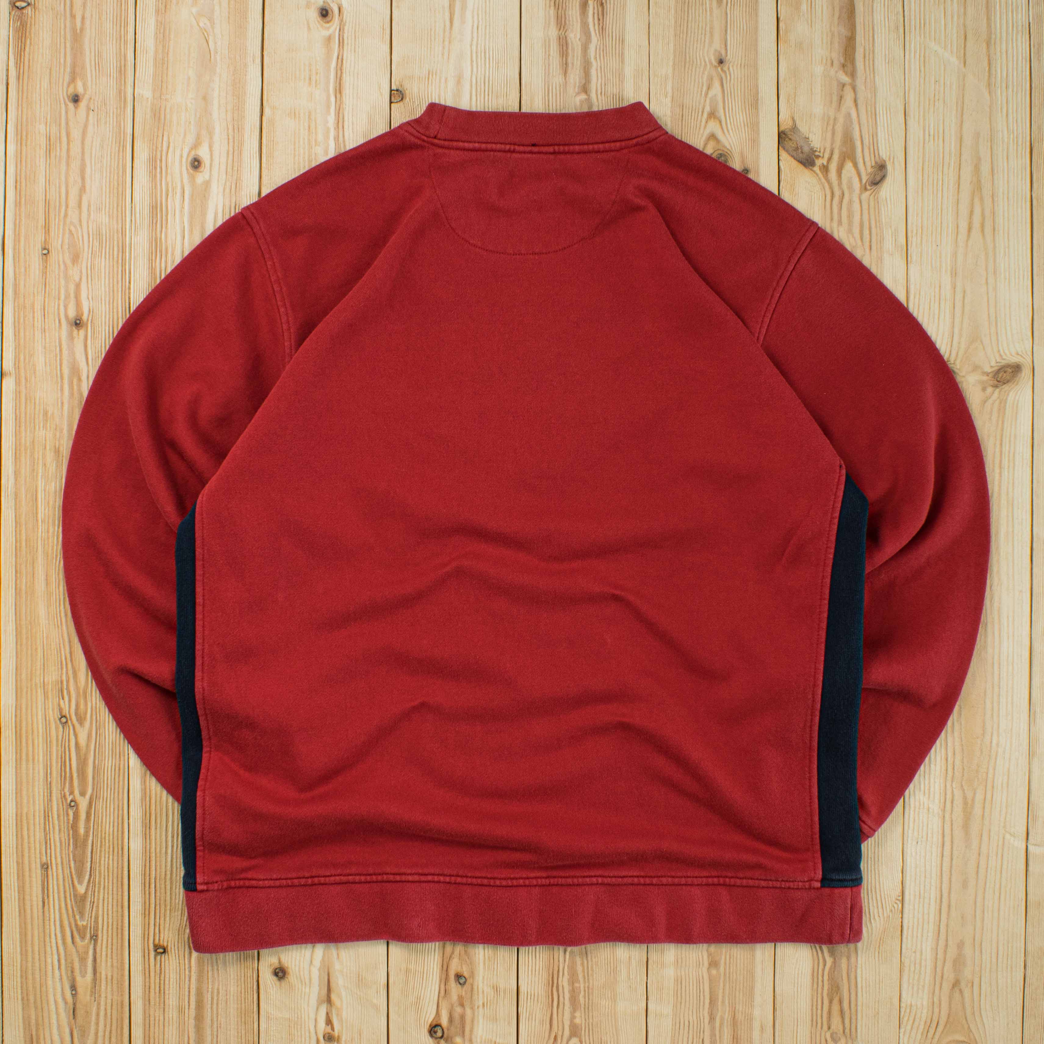 (L) Vintage Nike Spell Out Embroidered Sweatshirt