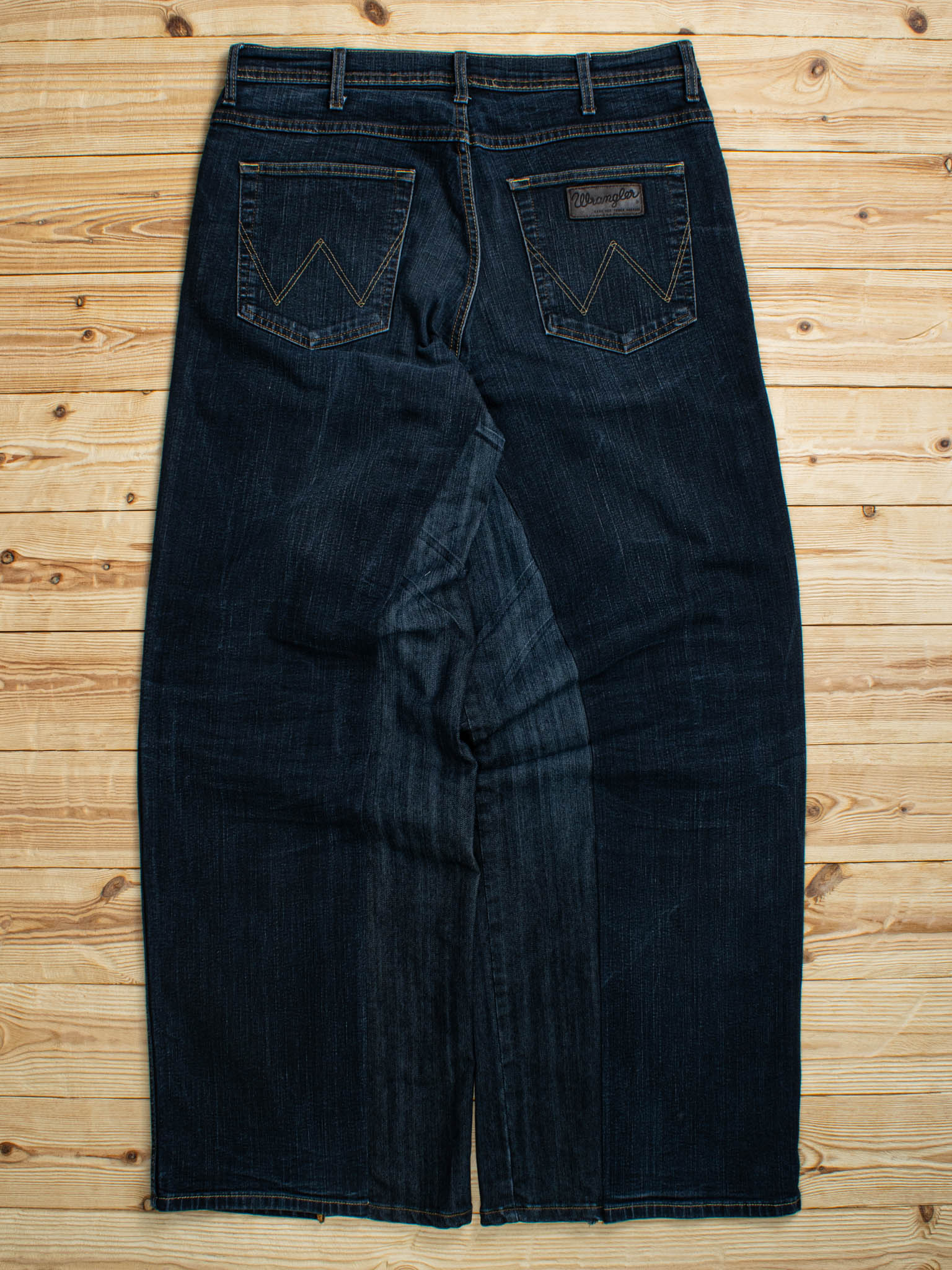(W34 L34) Reworked Vintage Wrangler Jeans
