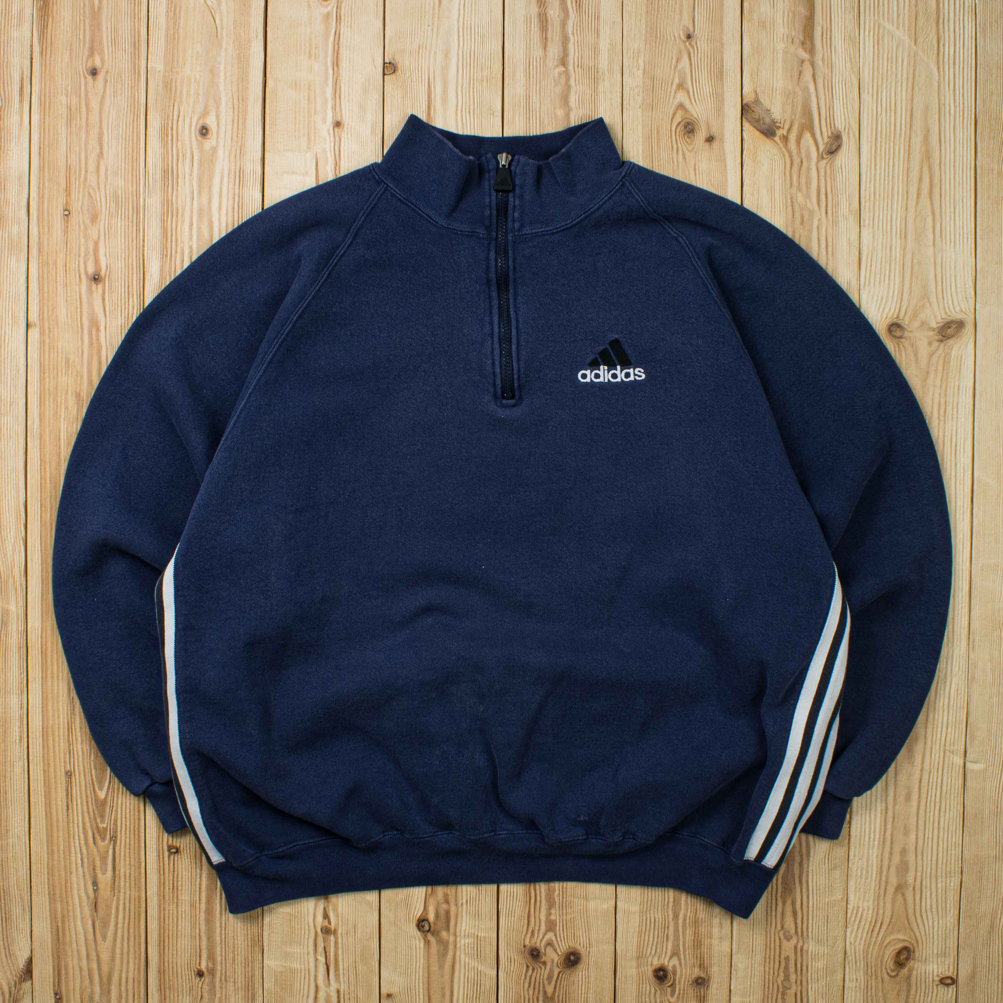 (L) Vintage Adidas Essential Embroidered Quarter-Zip Sweatshirt