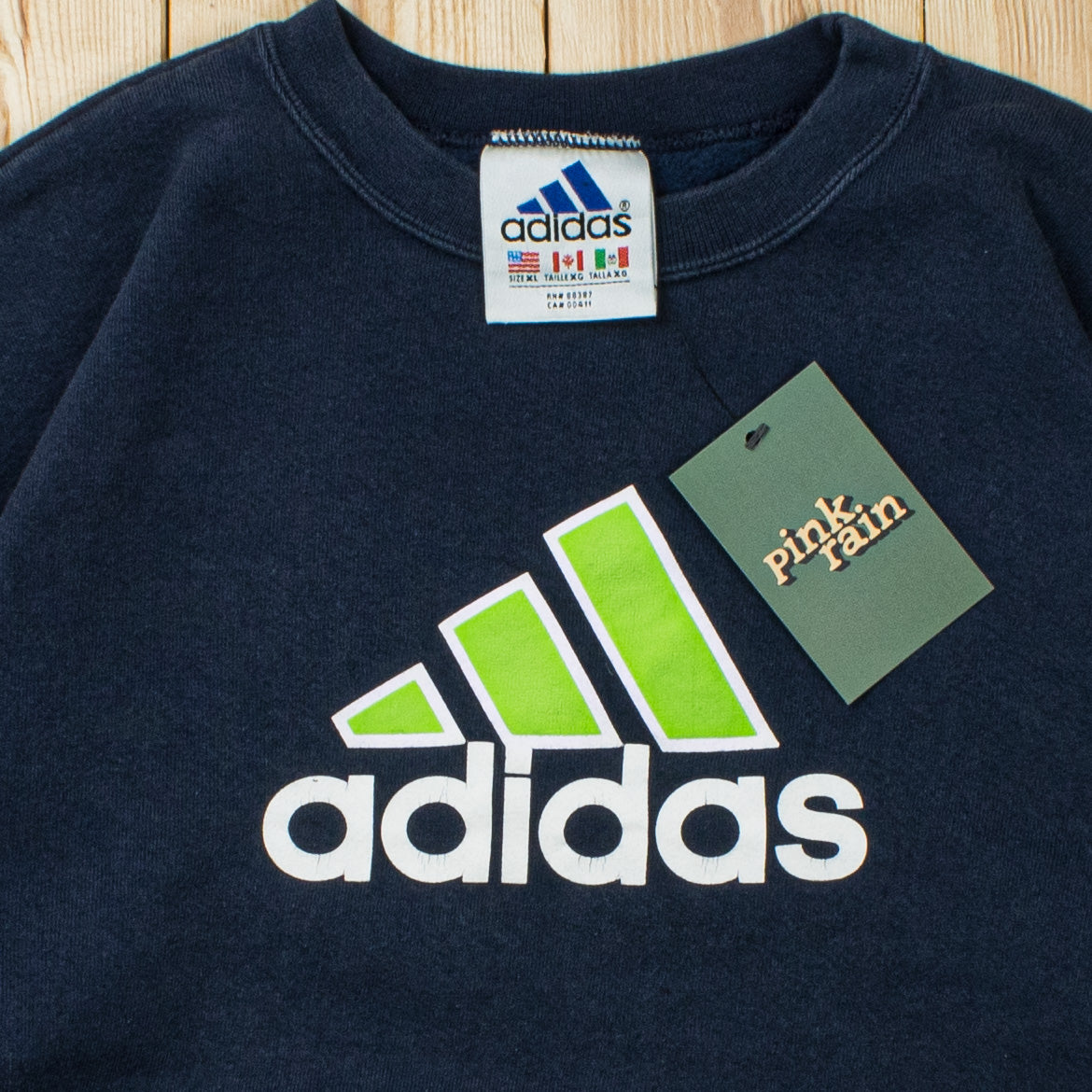 (S) Vintage Adidas Sweatshirt