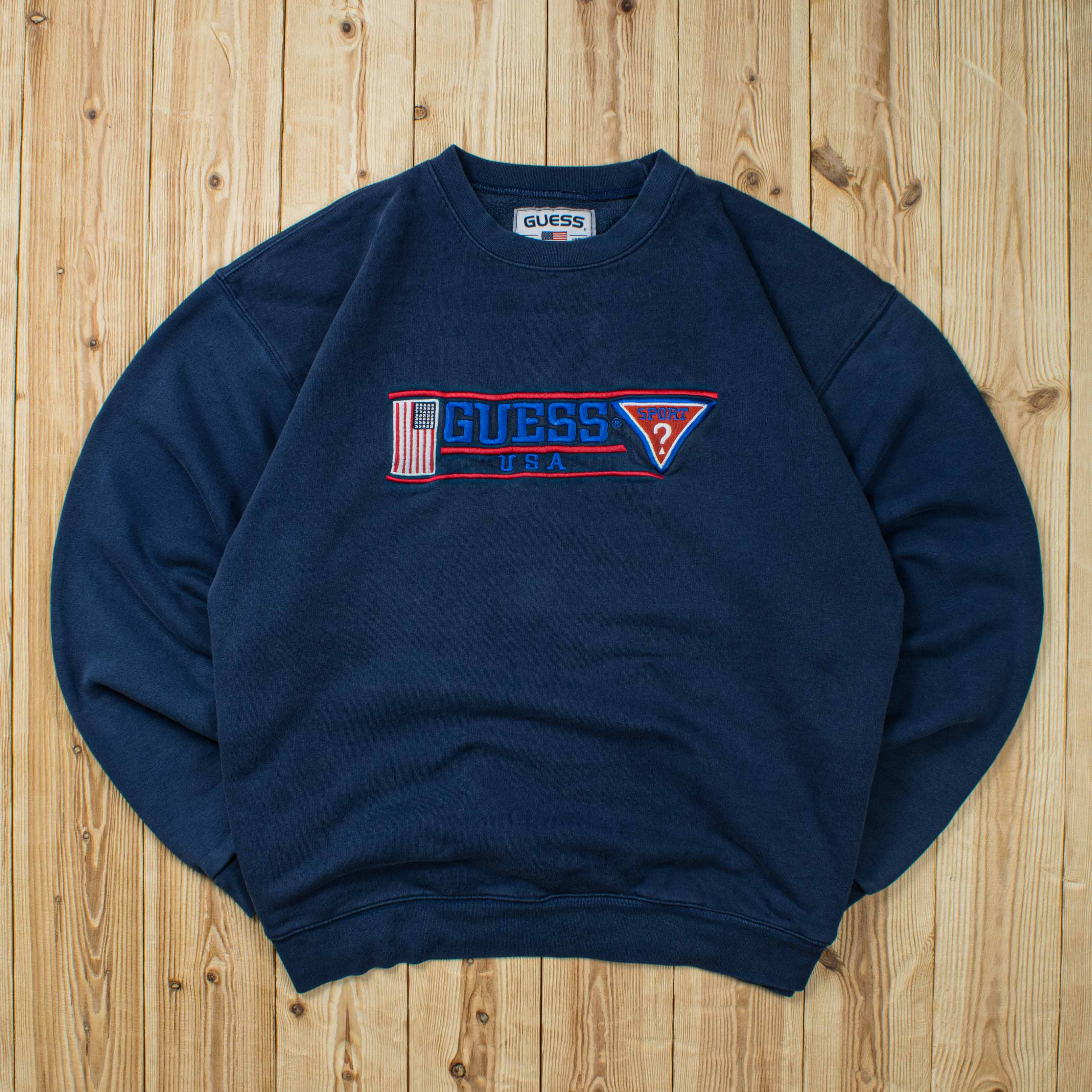 (L) Vintage Guess USA Embroidered Sweatshirt