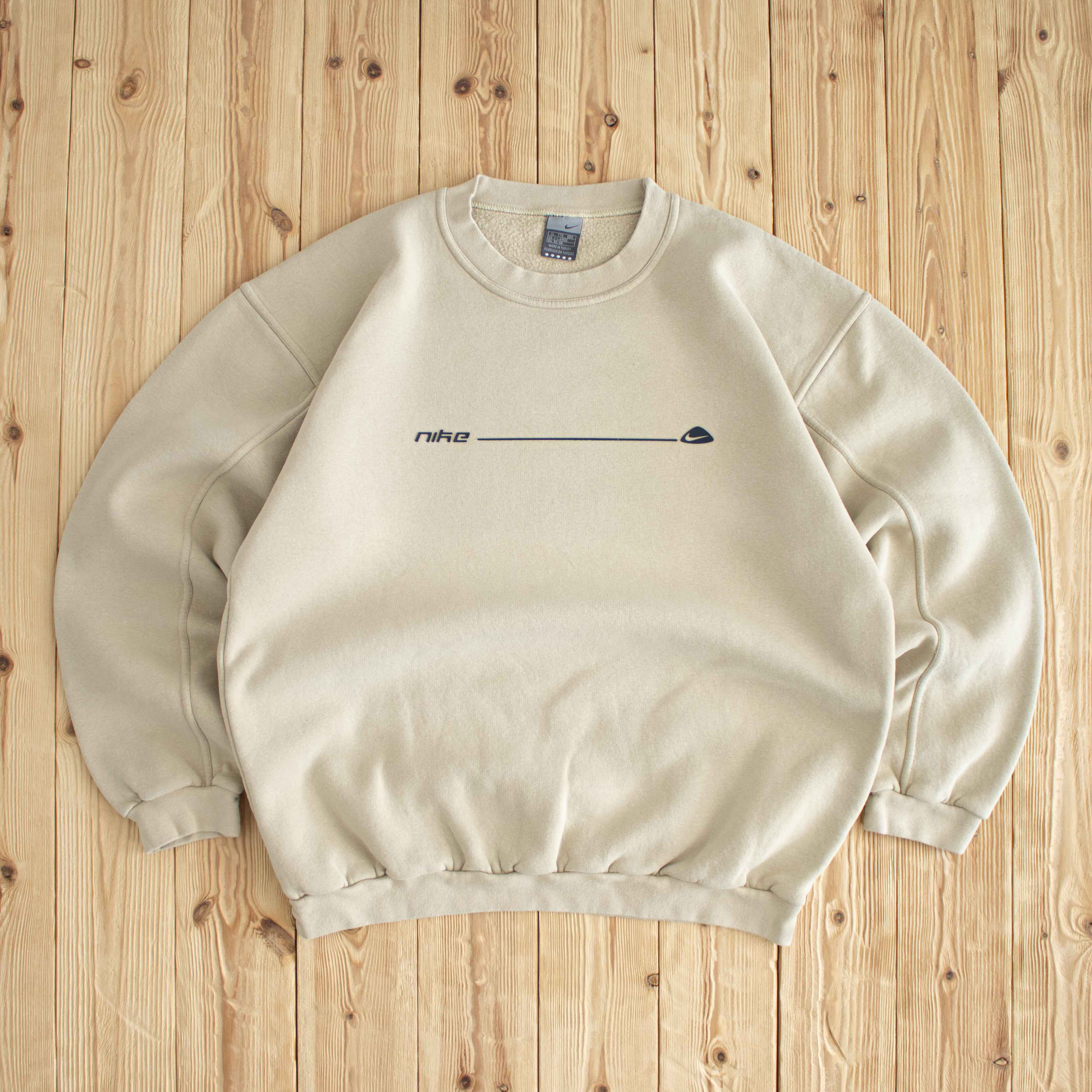 (L) Nike Spell Out Vintage Sweatshirt Beige