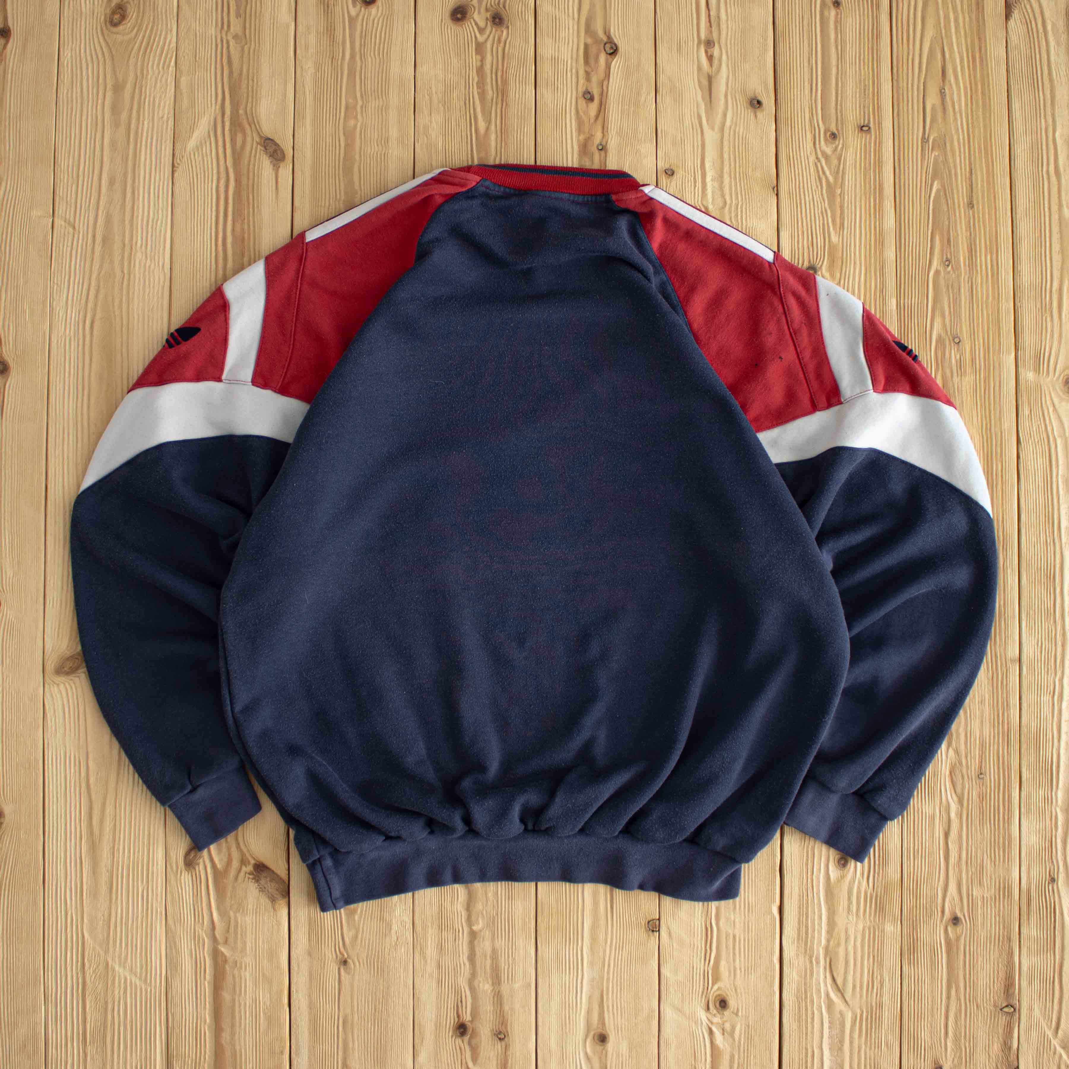 (M/L) Adidas Vintage Embroidered Sweatshirt Blue
