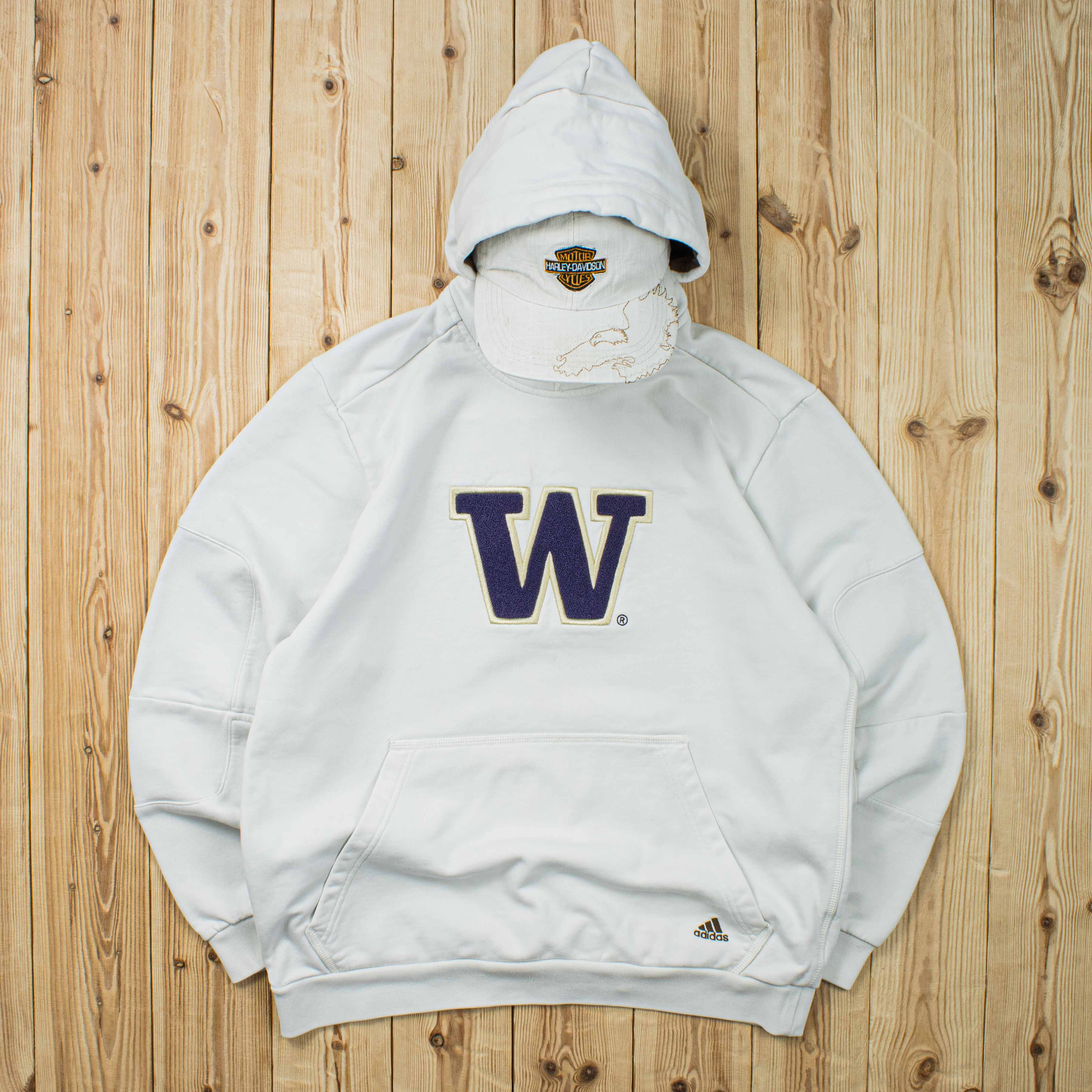 (M) Vintage Adidas W Embroidered Hoodie