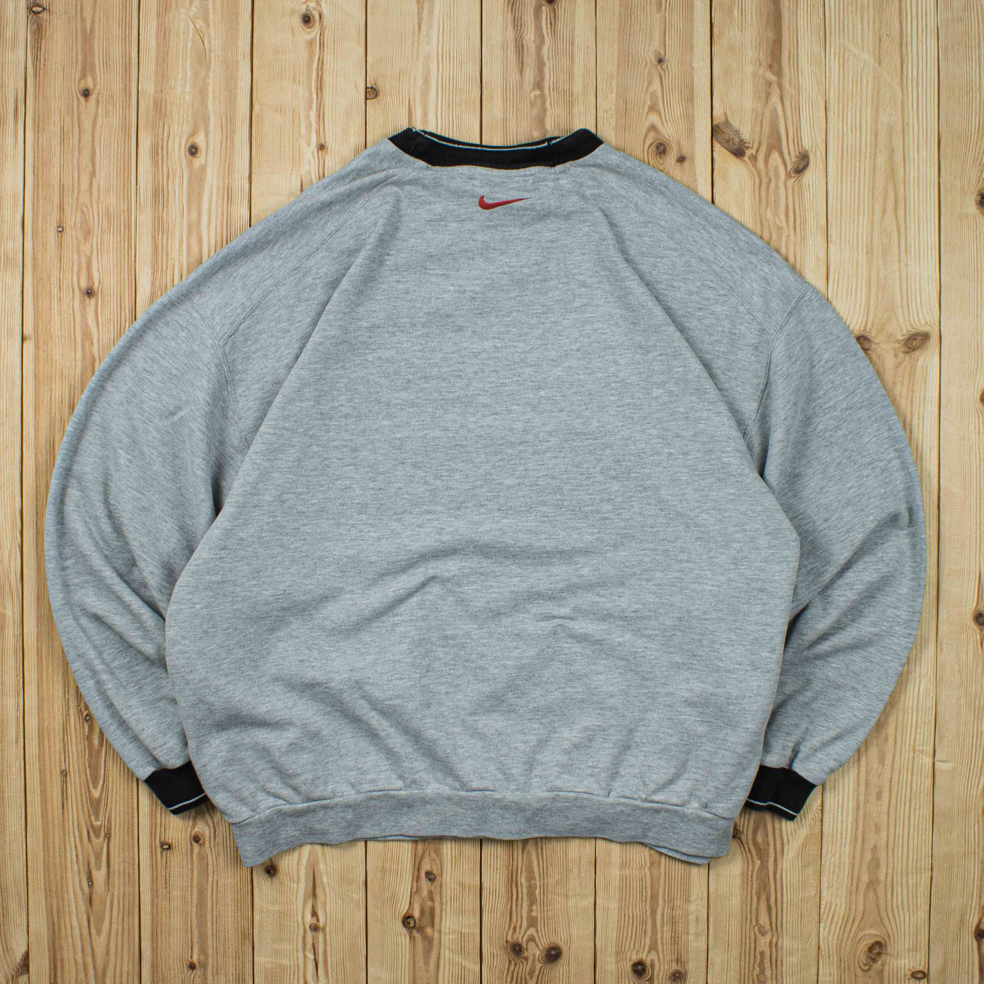 (XL) Vintage Nike Spell Out Embroidered Sweatshirt