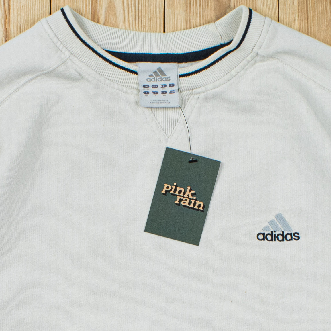 (S) Vintage Adidas Essential Embroidered Sweatshirt