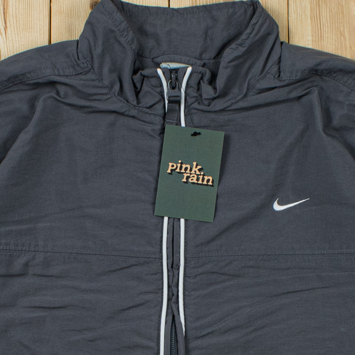 (S) Vintage Nike Essential Embroidered Jacket