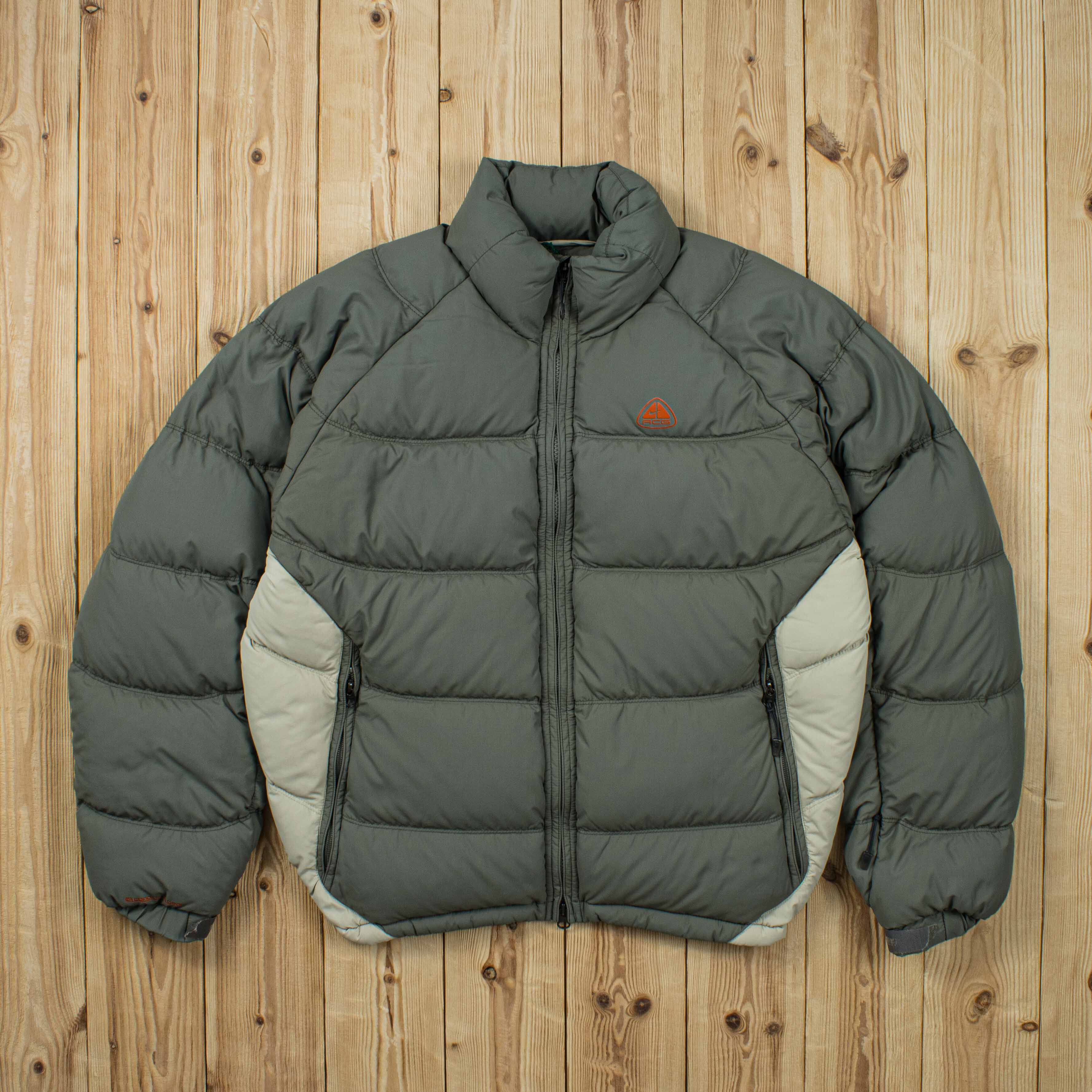 (M) Vintage Nike ACG Puffer Jacket