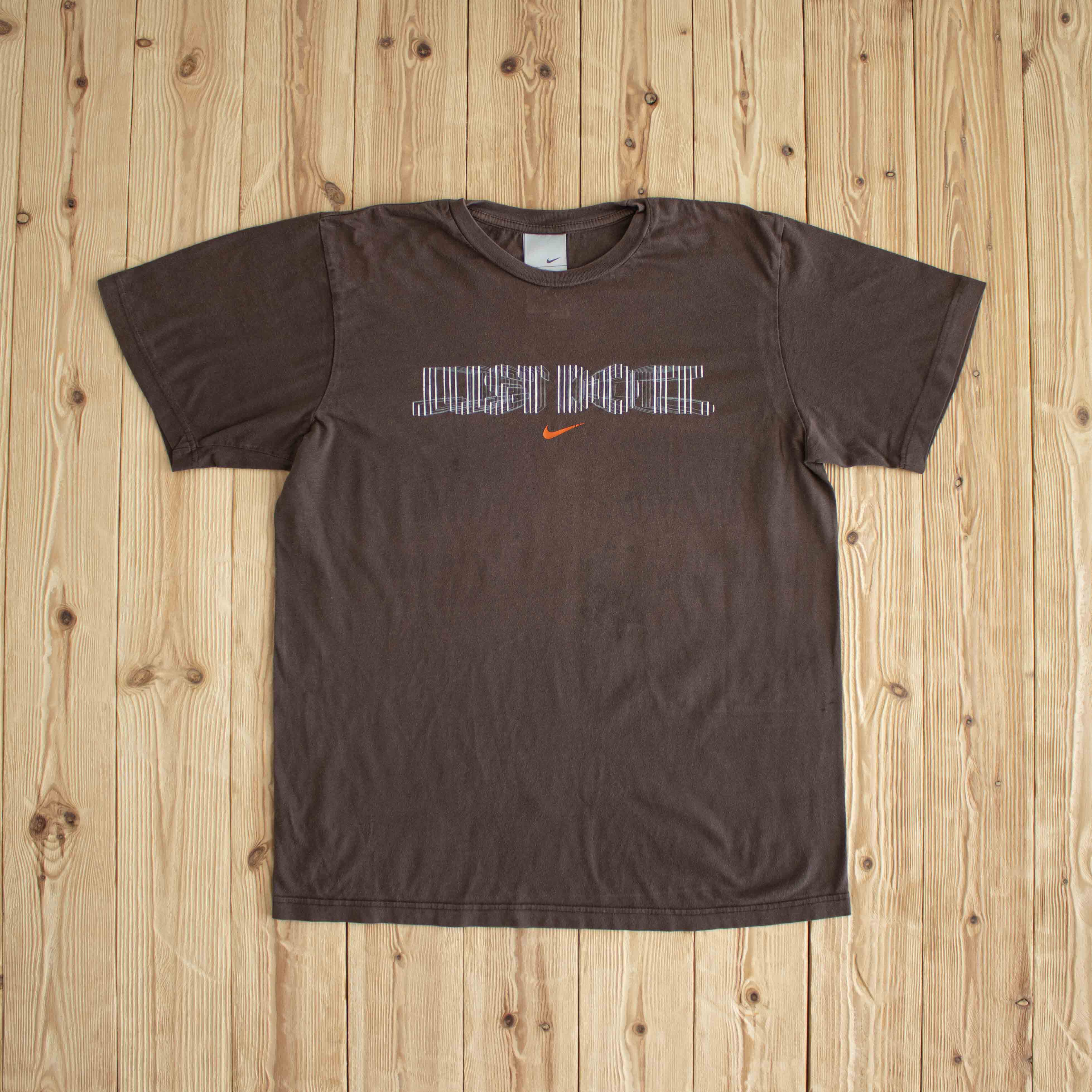(L) Nike 'Just Do It' Vintage T-Shirt Brown