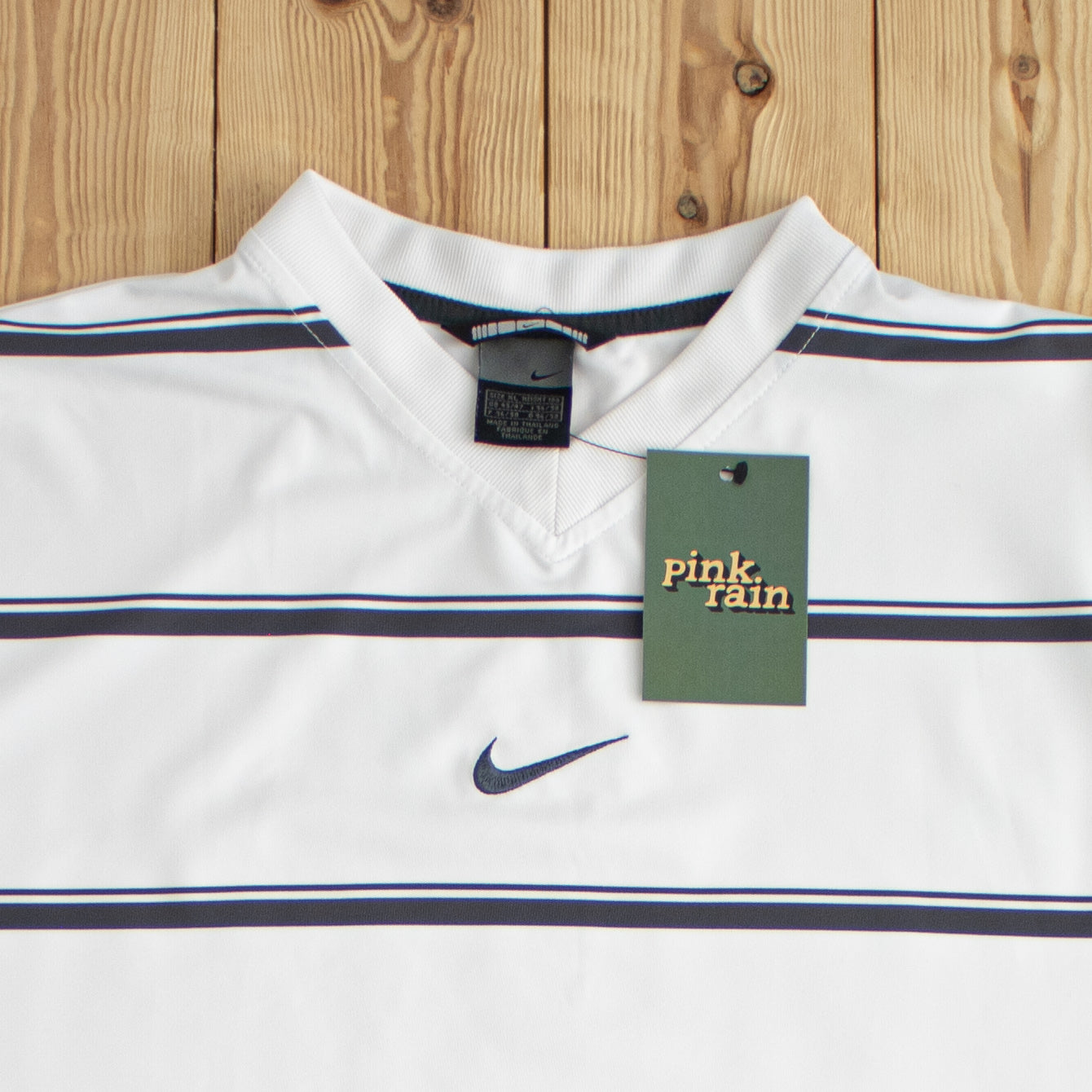 (XL) Nike Center Swoosh Vintage Embroidered T-Shirt White